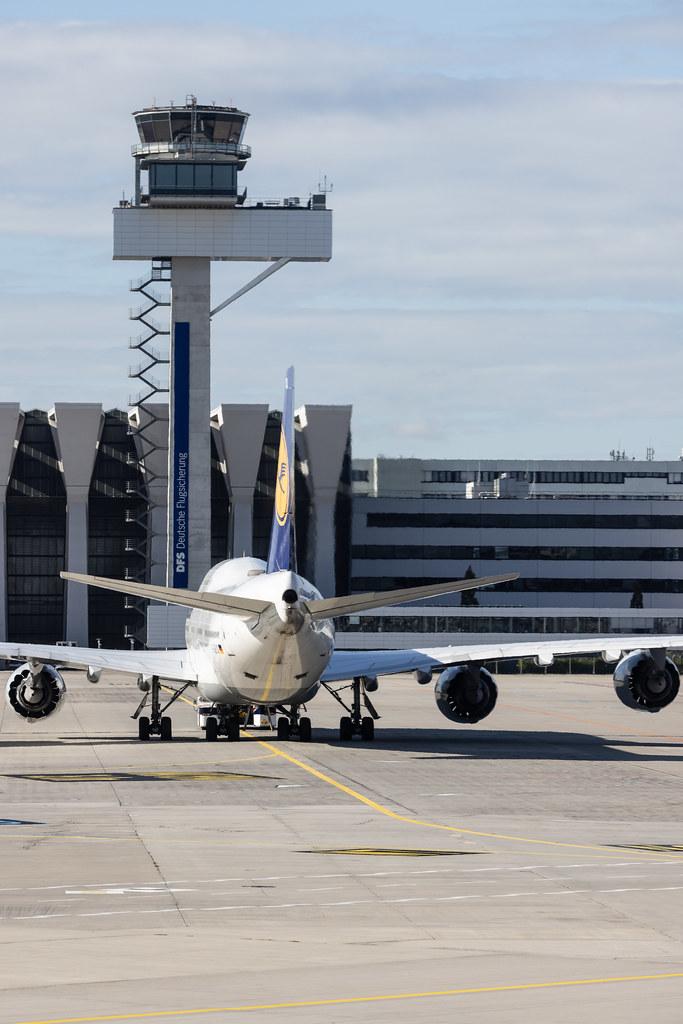 Frankfurt Airport: Lufthansa (LH / DLH) | Boeing 747-830 B748 | D-ABYQ | MSN 37840