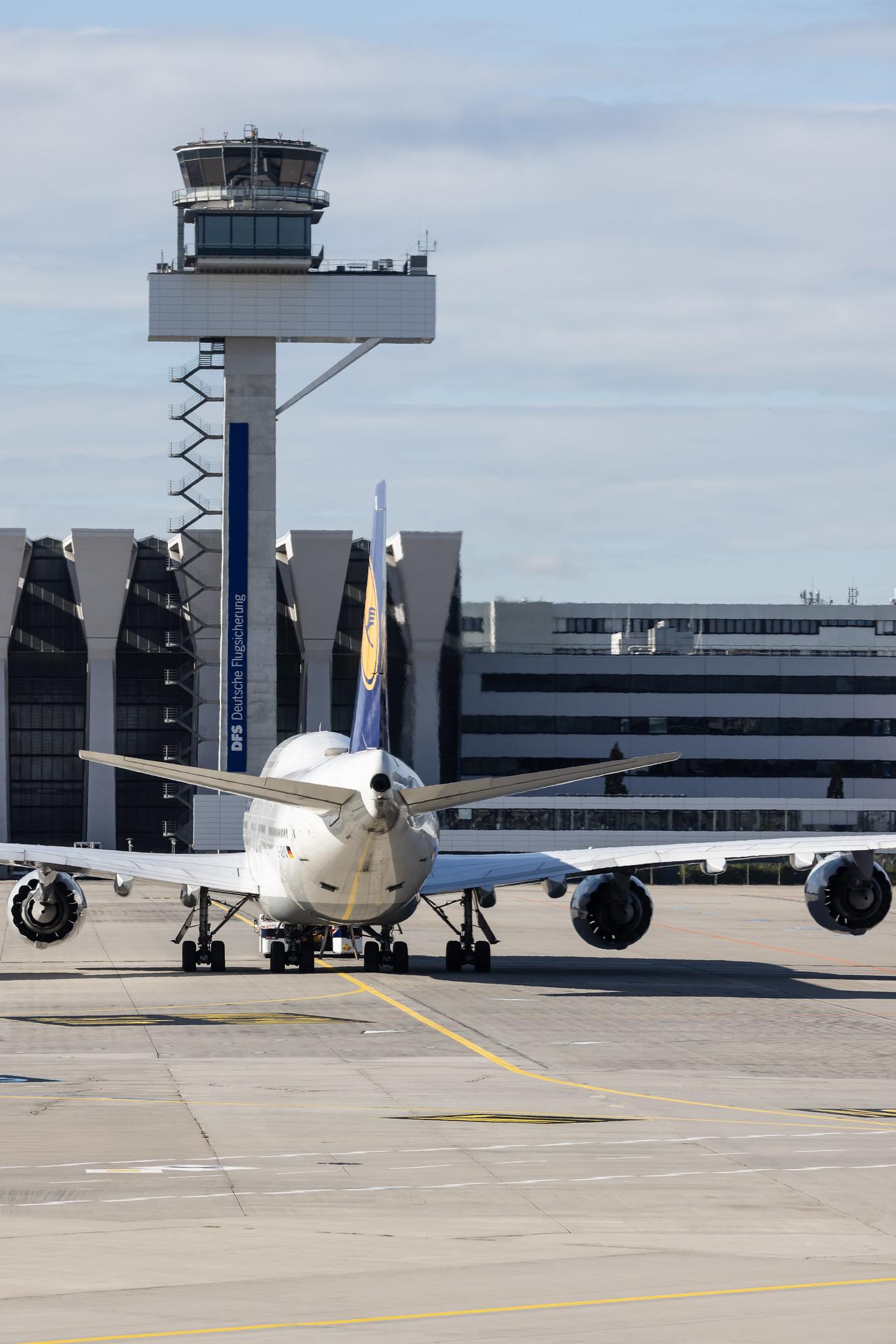 Frankfurt Airport: Lufthansa (LH / DLH) | Boeing 747-830 B748 | D-ABYQ | MSN 37840