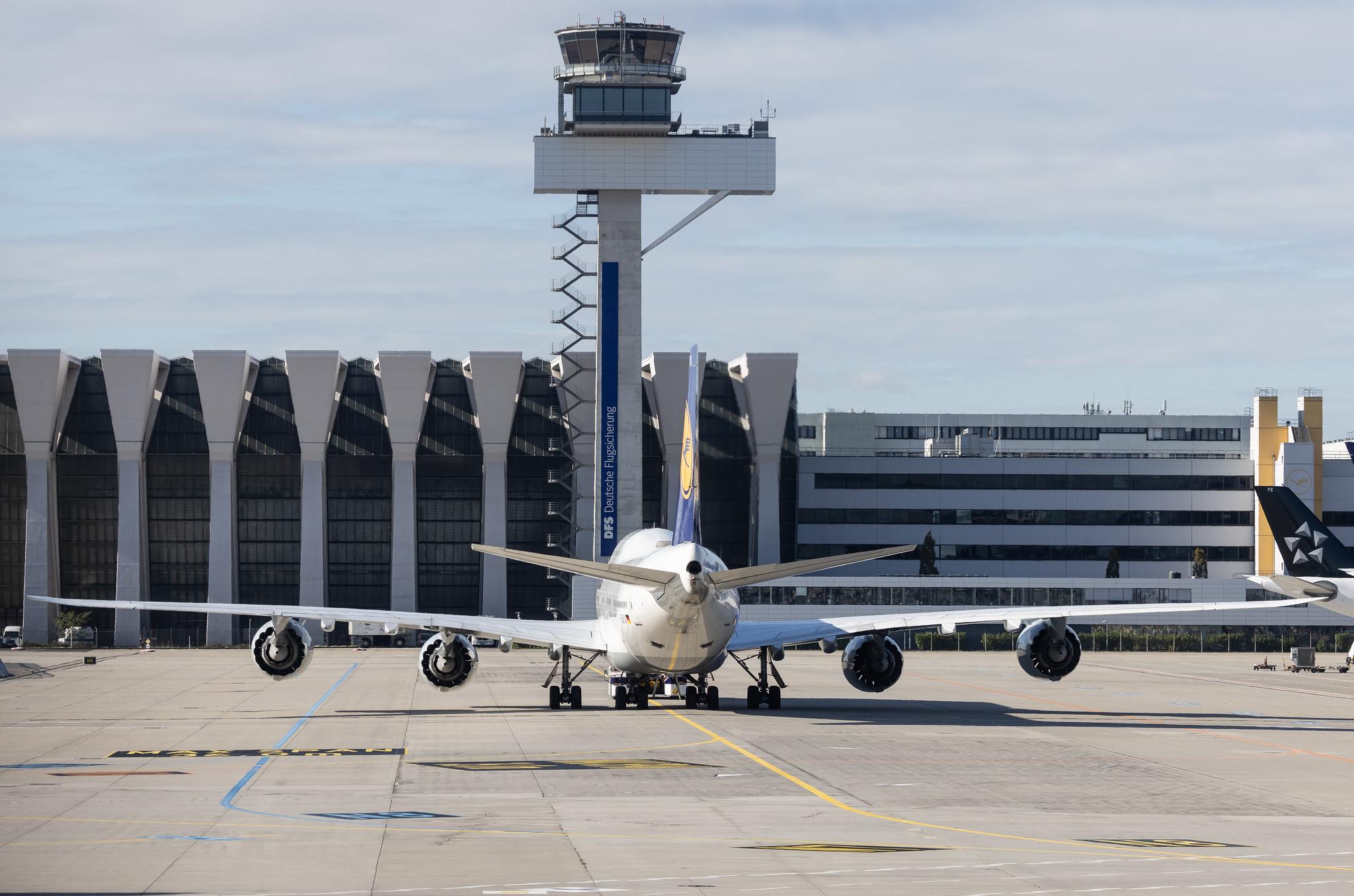Frankfurt Airport: Lufthansa (LH / DLH) | Boeing 747-830 B748 | D-ABYQ | MSN 37840