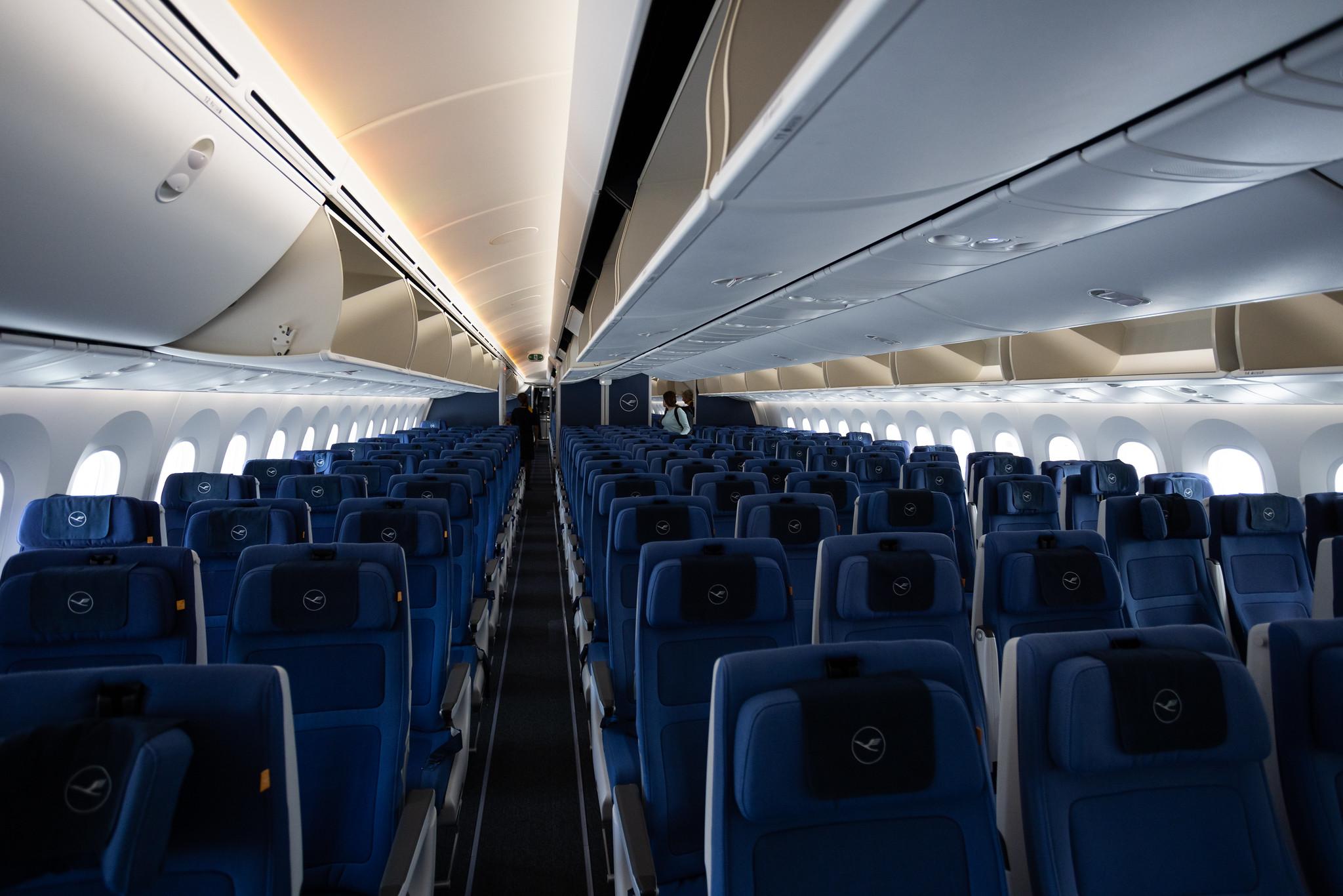 Munich Airport: Lufthansa (LH / DLH) | Boeing 787-9 Dreamliner B789 | D-ABPA | MSN 62730