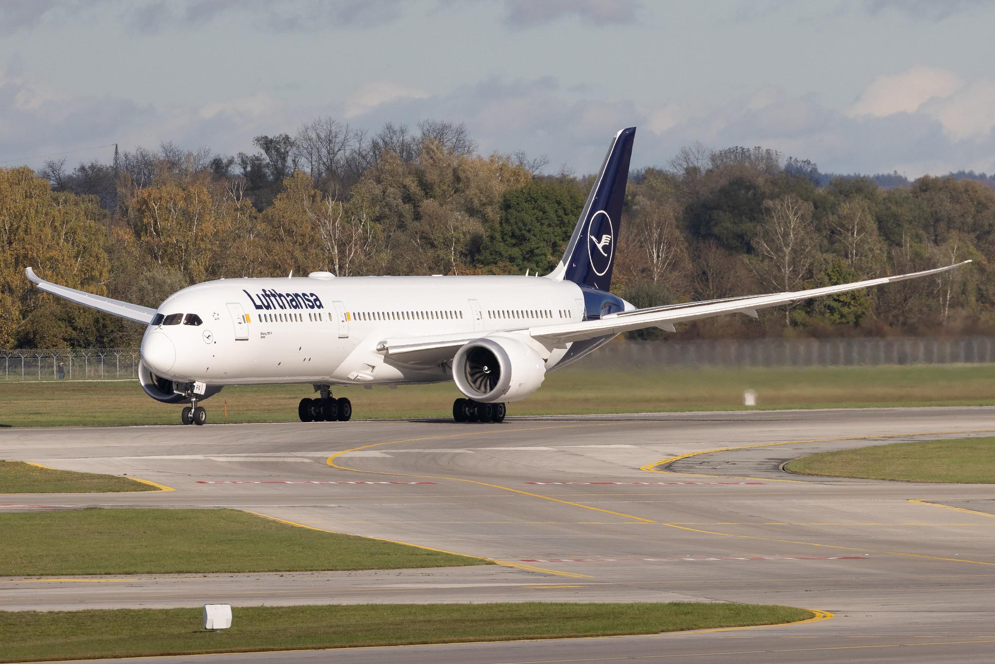 Munich Airport: Lufthansa (LH / DLH) | Boeing 787-9 Dreamliner B789 | D-ABPA | MSN 62730