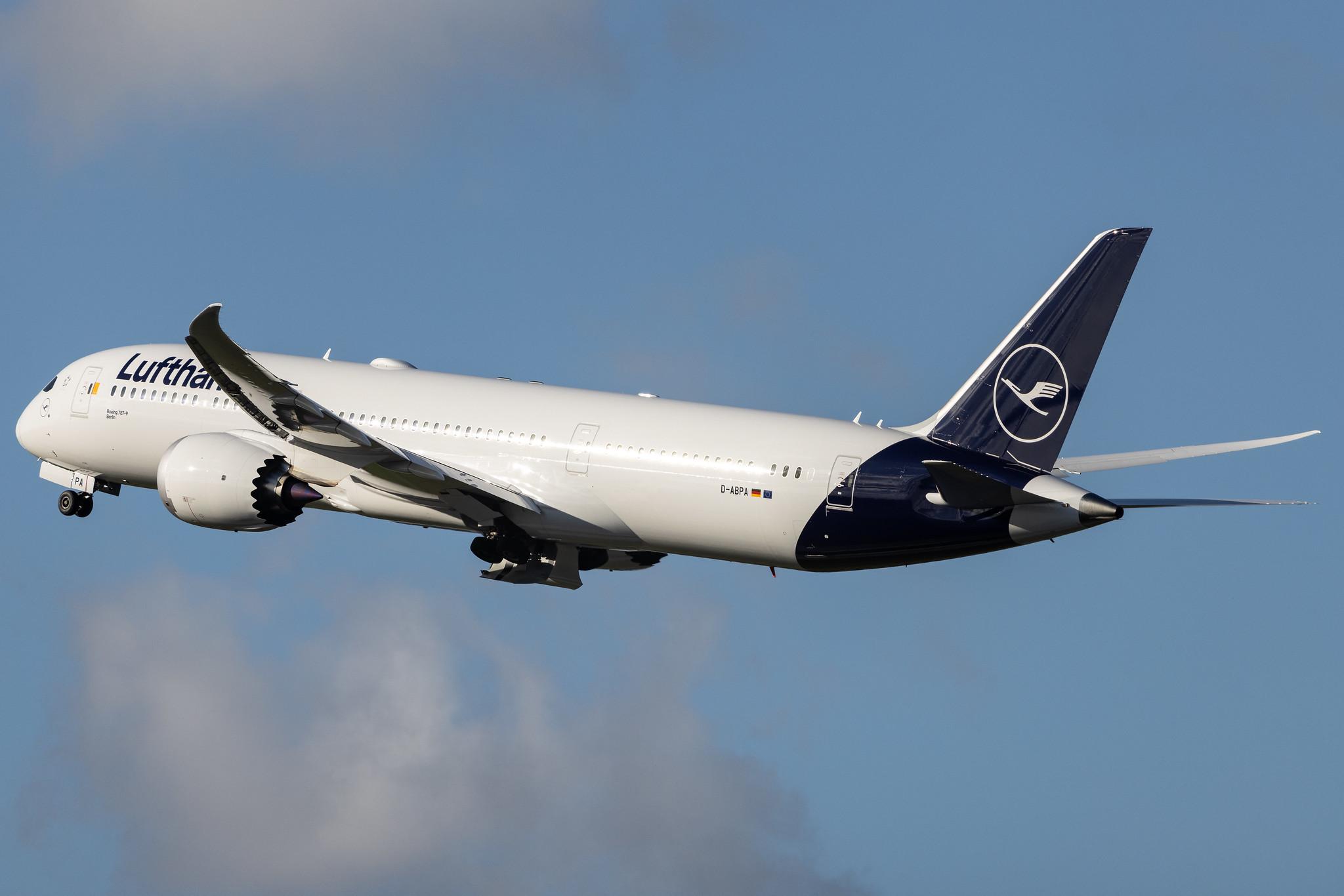 Munich Airport: Lufthansa (LH / DLH) | Boeing 787-9 Dreamliner B789 | D-ABPA | MSN 62730
