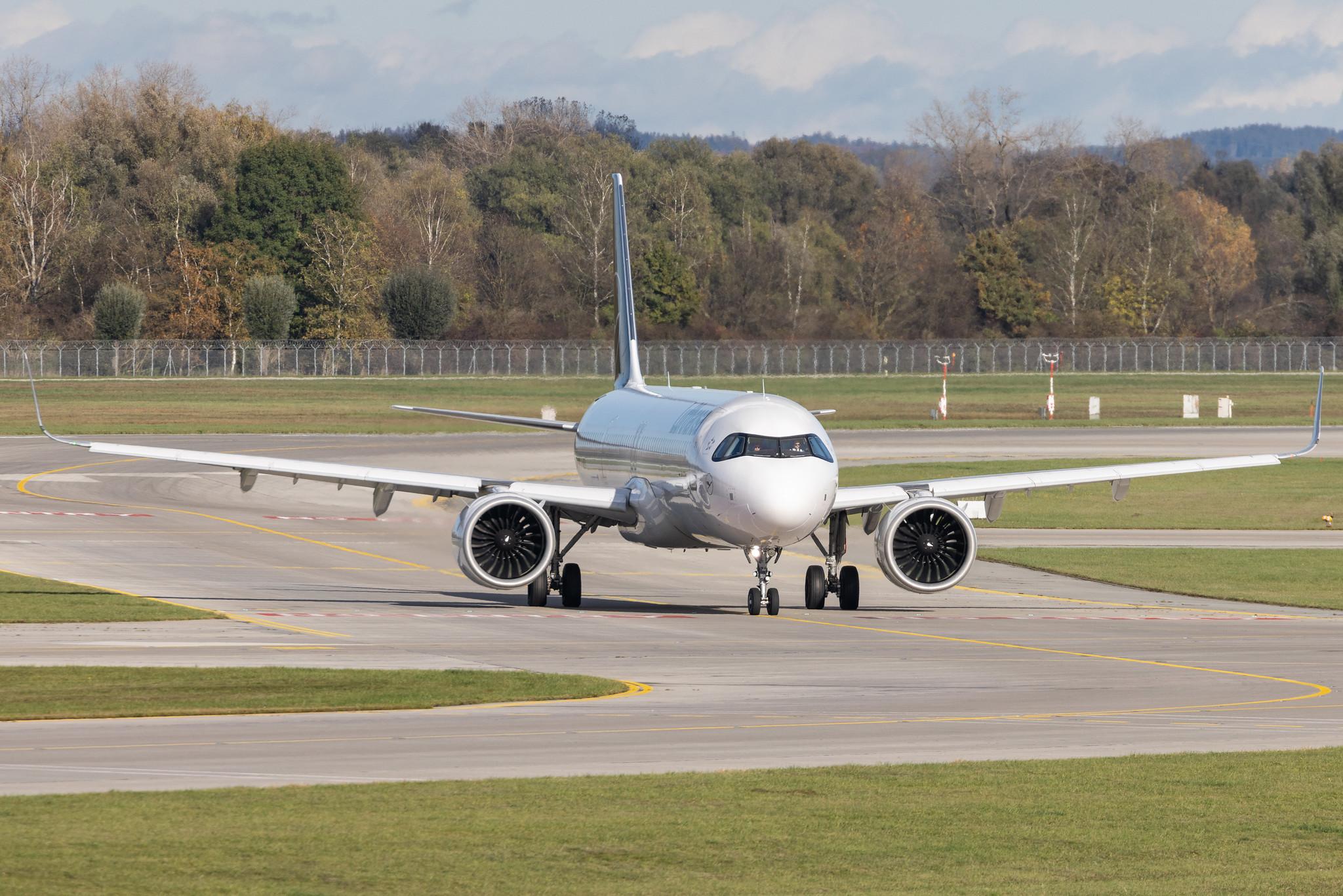 Munich Airport: Lufthansa (LH / DLH) | Airbus A321-271NX A21N | D-AIEH | MSN 10318