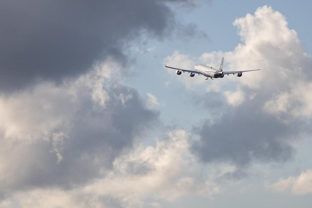 Munich Airport: Lufthansa (LH / DLH) | Airbus A340-642 A346 | D-AIHI | MSN 0569