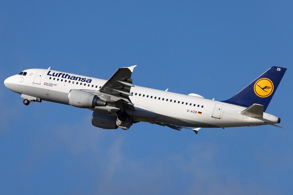 Munich Airport: Lufthansa (LH / DLH) | Airbus A320-214 A320 | D-AIZB | MSN 4120