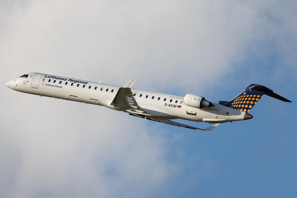 Munich Airport: Lufthansa (LH / DLH) | Operator: Lufthansa CityLine | Mitsubishi CRJ-900LR CRJ9 | D-ACNI | MSN 15248