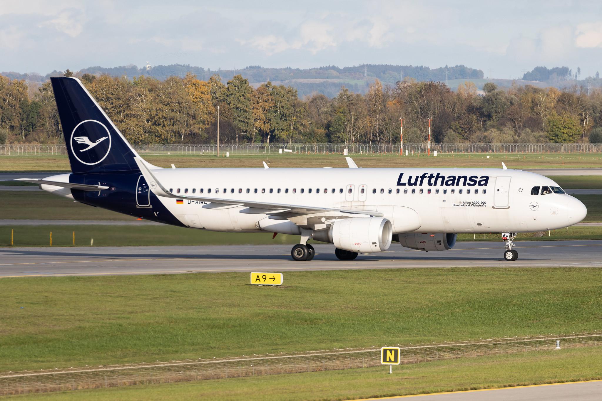 Munich Airport: Lufthansa (LH / DLH) | Airbus A320-214 A320 | D-AIWE | MSN 8680