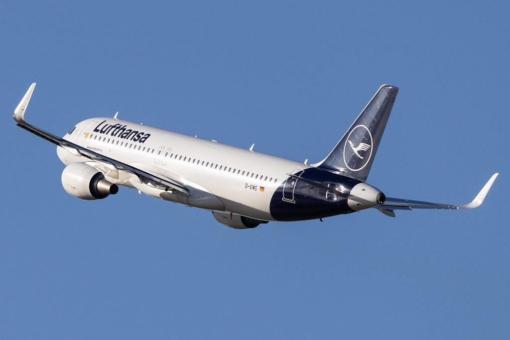 Munich Airport: Lufthansa (LH / DLH) | Airbus A320-214 A320 | D-AIWG | MSN 8902