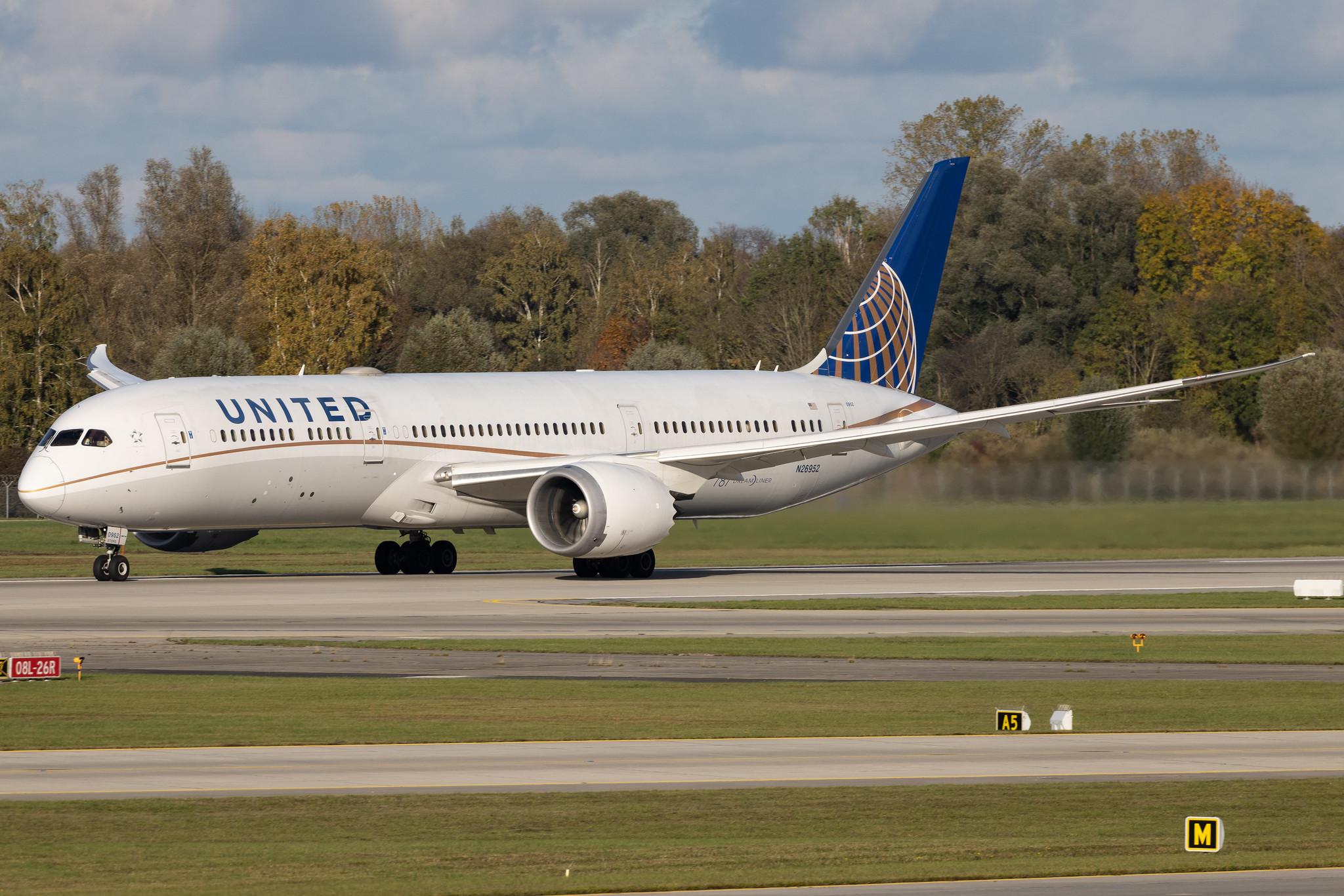 Munich Airport: United Airlines (UA / UAL) | Boeing 787-9 Dreamliner B789 | N26952 | MSN 36403