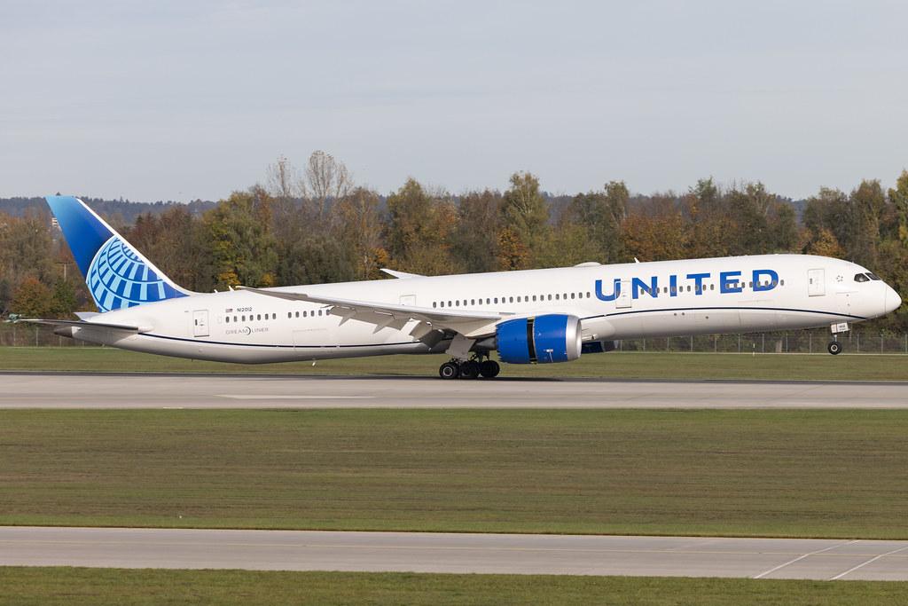 Munich Airport: United Airlines (UA / UAL) | Boeing 787-10 Dreamliner B78X | N12012 | MSN 60145