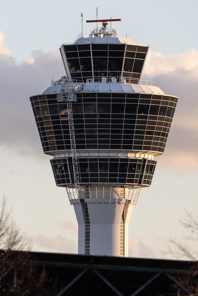 Munich Airport: München Airport Tower
