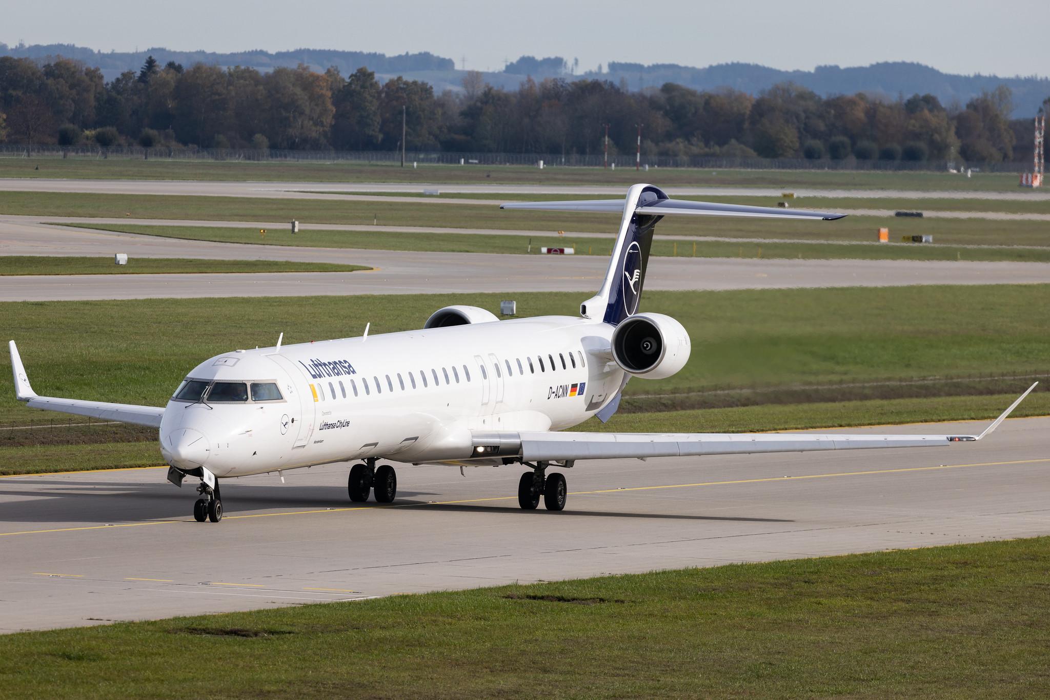 Munich Airport: Lufthansa (LH / DLH) | Operator: Lufthansa CityLine |  Mitsubishi CRJ-900LR CRJ9 | D-ACNN | MSN 15254