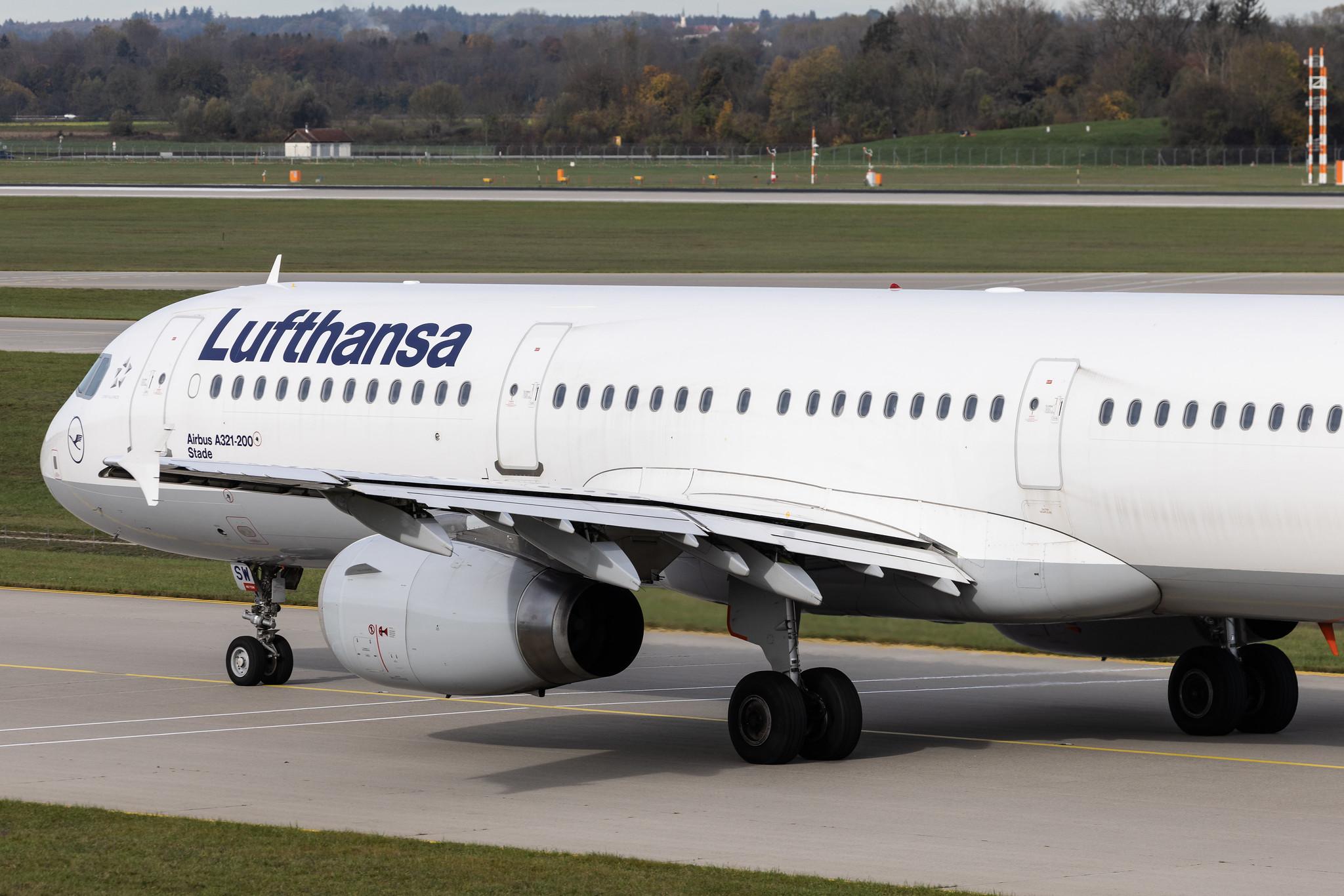 Munich Airport: Lufthansa (LH / DLH) | Airbus A321-231 A321 | D-AISW | MSN 4054