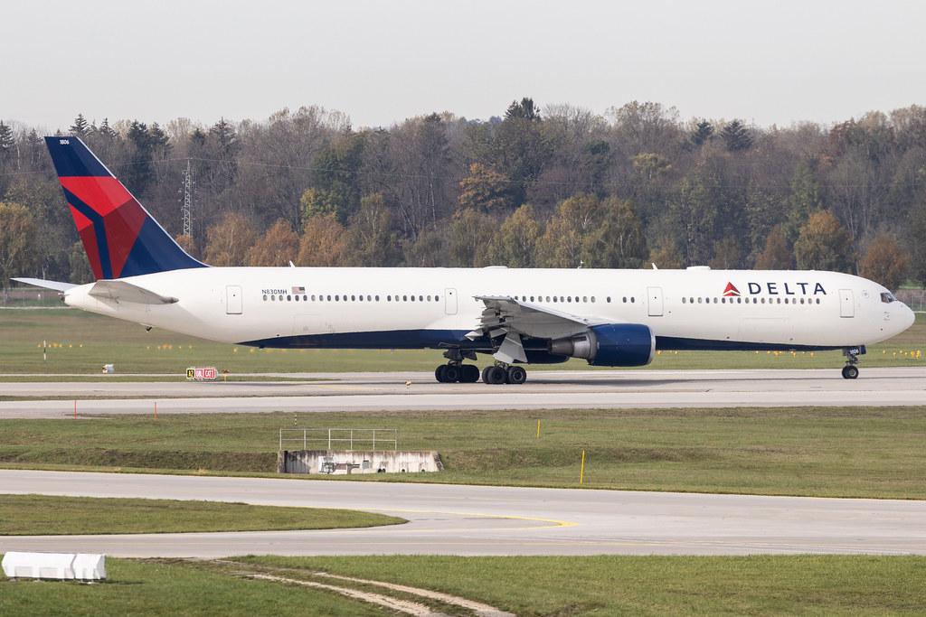 Munich Airport: Delta Air Lines (DL / DAL) | Boeing 767-432(ER) B764 | N830MH | MSN 29701