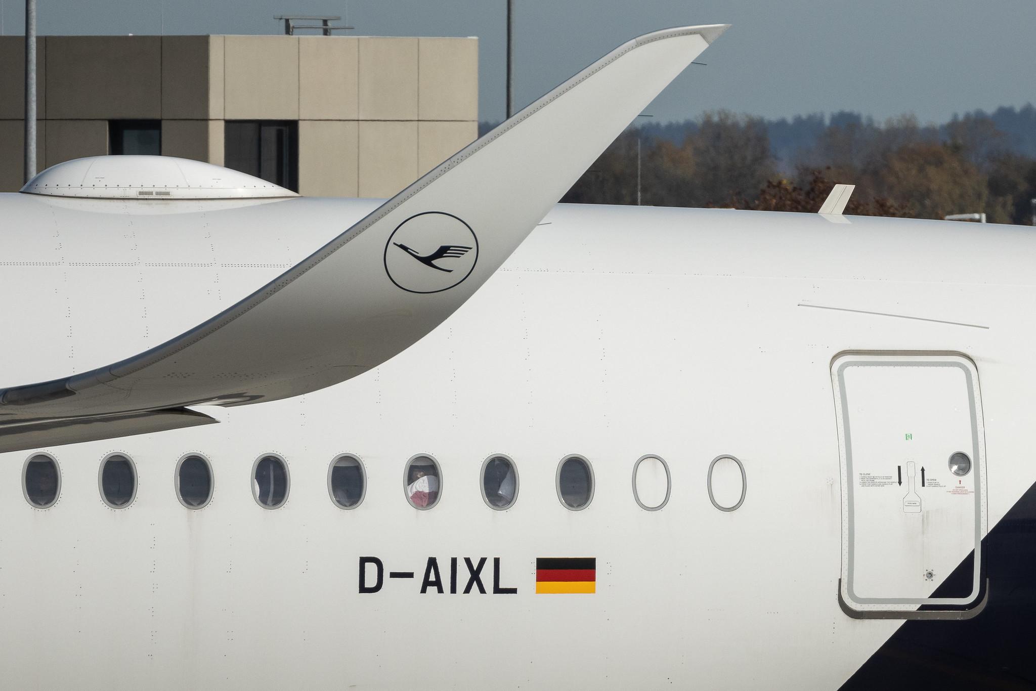 Munich Airport: Lufthansa (LH / DLH) | Airbus A350-941 A359 | D-AIXL | MSN 255