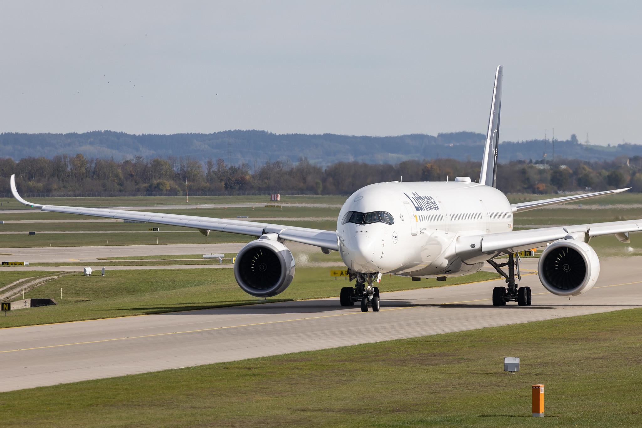 Munich Airport: Lufthansa (LH / DLH) | Airbus A350-941 A359 | D-AIXI | MSN 202