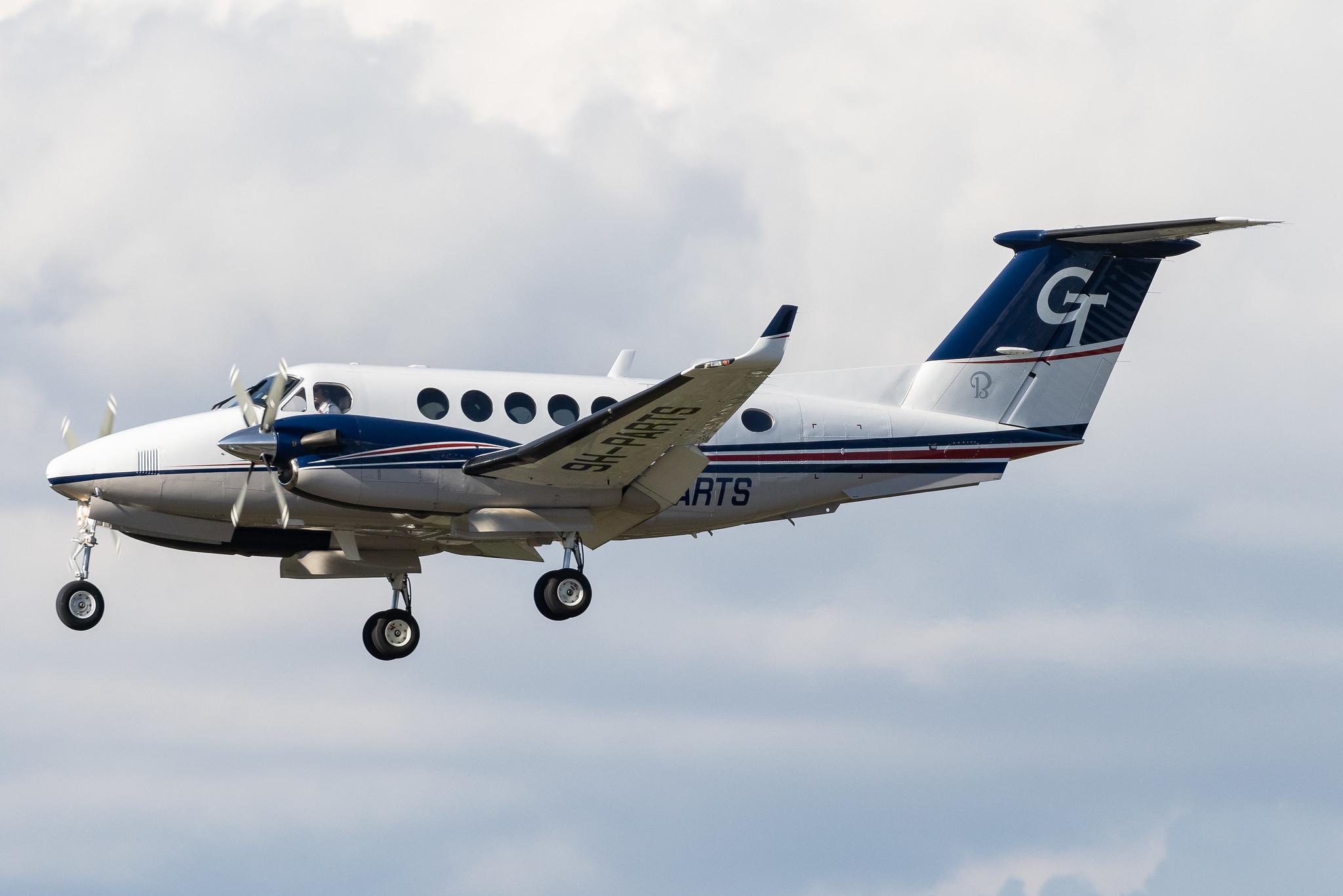 Hamburg Airport: VistaJet Malta (/ VJT) | Operator: VistaJet | Beech 200GT Super King Air BE20 | 9H-PARTS | MSN BY-46