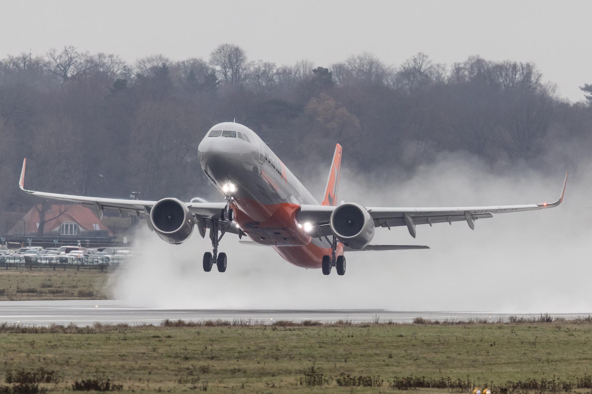 Hamburg Finkenwerder: Jetstar Airways (JQ / JST) | Airbus A321-251NX A21N | D-AXXT | VH-OFP | MSN 11102