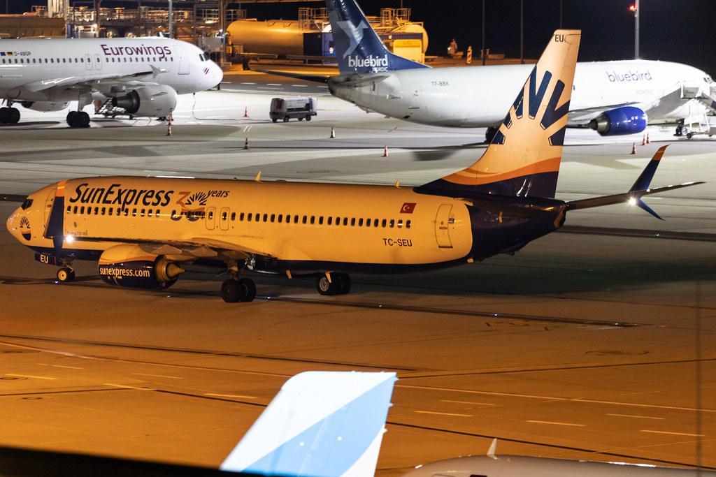 Köln Bonn Airport: SunExpress (XQ / SXS) | Boeing 737-8HC B738 | TC-SEU | MSN 61181