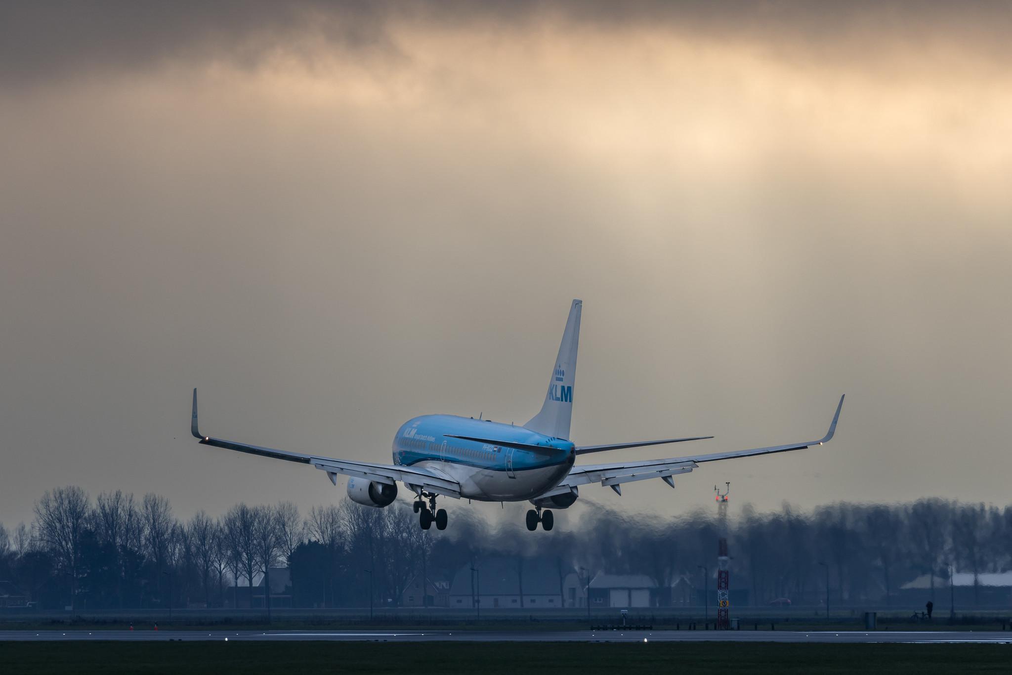 Amsterdam Schiphol: KLM (KL / KLM) | Boeing 737-7K2 B737 | PH-BGQ | MSN 39256