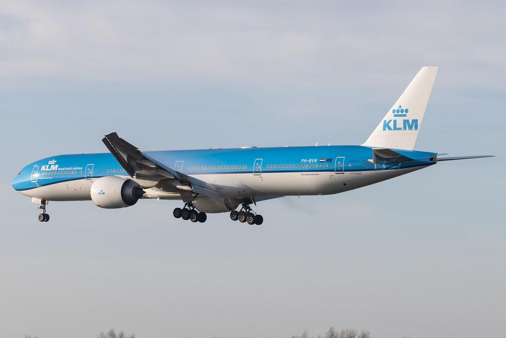 Amsterdam Schiphol: KLM (KL / KLM) | Boeing 777-306(ER) B77W | PH-BVN | MSN 44549