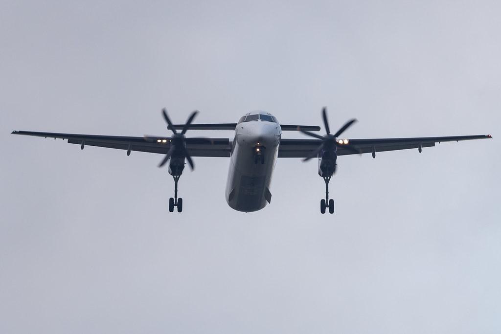 Amsterdam Schiphol: Flybe (BE / BEE) | De Havilland Canada Dash 8-400 DH8D | G-JECX | MSN 4155