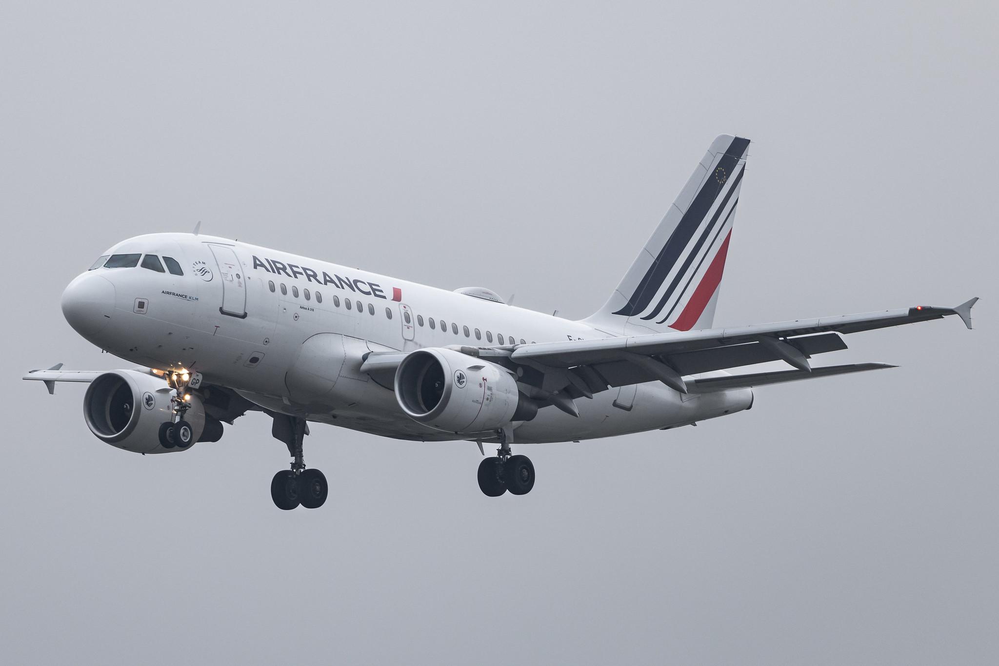 Amsterdam Schiphol: Air France (AF / AFR) | Airbus A318-111 A318 | F-GUGP | MSN 2967