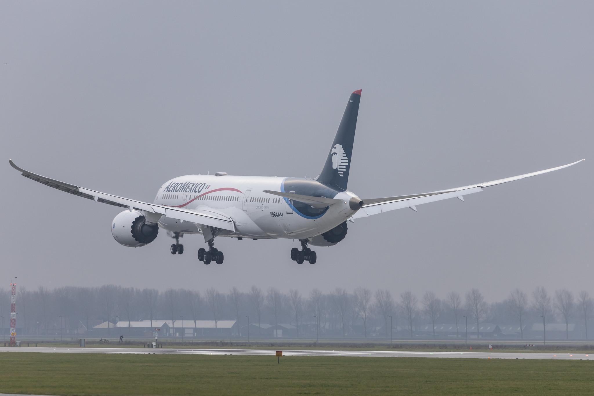Amsterdam Schiphol: Aeromexico (AM / AMX) | Boeing 787-8 Dreamliner B788 | N964AM | MSN 35307
