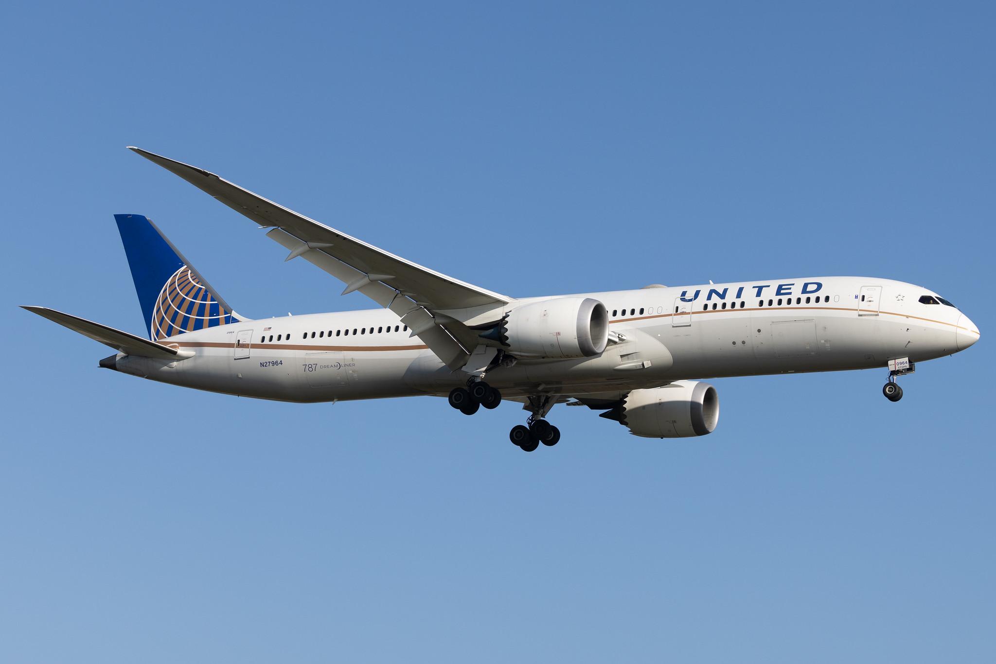 London Heathrow: United Airlines (UA / UAL) |  Boeing 787-9 Dreamliner B789 | N27964 | MSN 37813