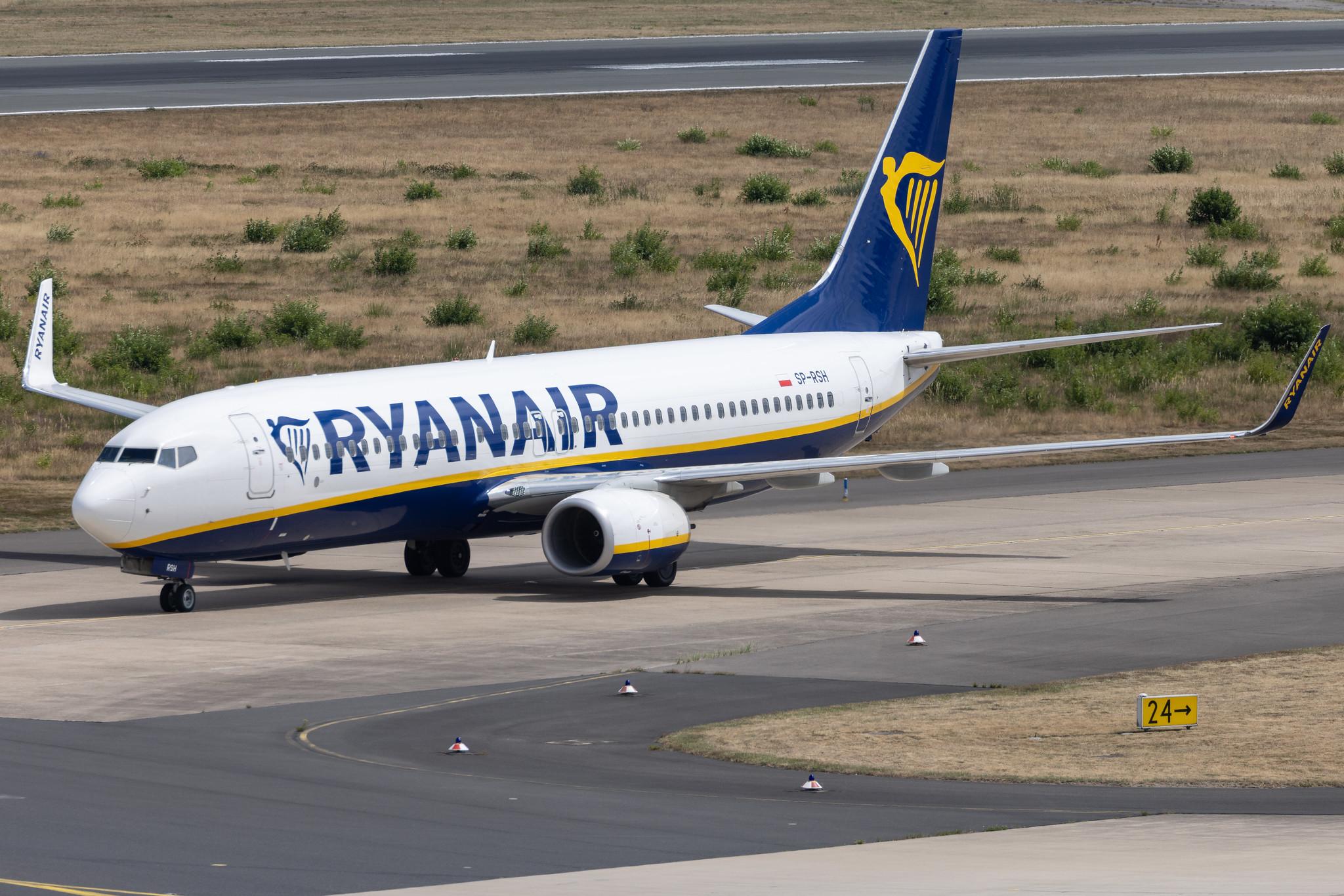 Köln Bonn Airport: Ryanair (FR / RYR) | Operator: Buzz | Boeing 737-8AS B738 | SP-RSH | MSN 44842