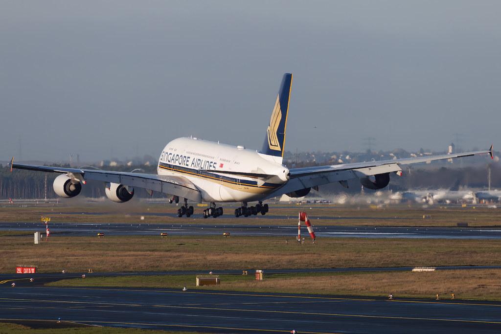 Frankfurt Airport: Singapore Airlines (SQ / SIA) |  Airbus A380-841 A388 | 9V-SKN | MSN 071