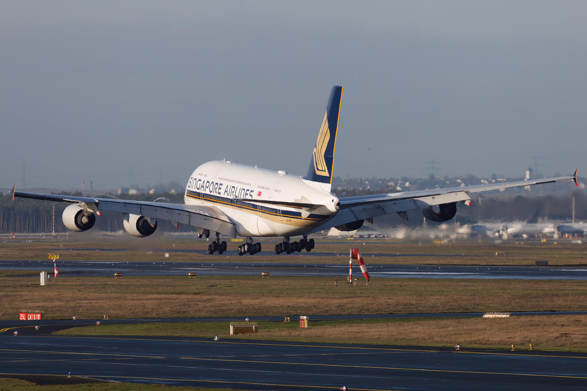 Frankfurt Airport: Singapore Airlines (SQ / SIA) |  Airbus A380-841 A388 | 9V-SKN | MSN 071