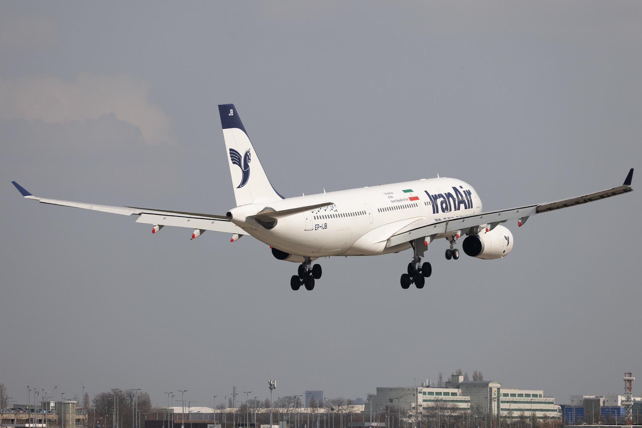 London Heathrow: Iran Air (IR / IRA) | Airbus A330-243 A332 | EP-IJB | MSN 1586