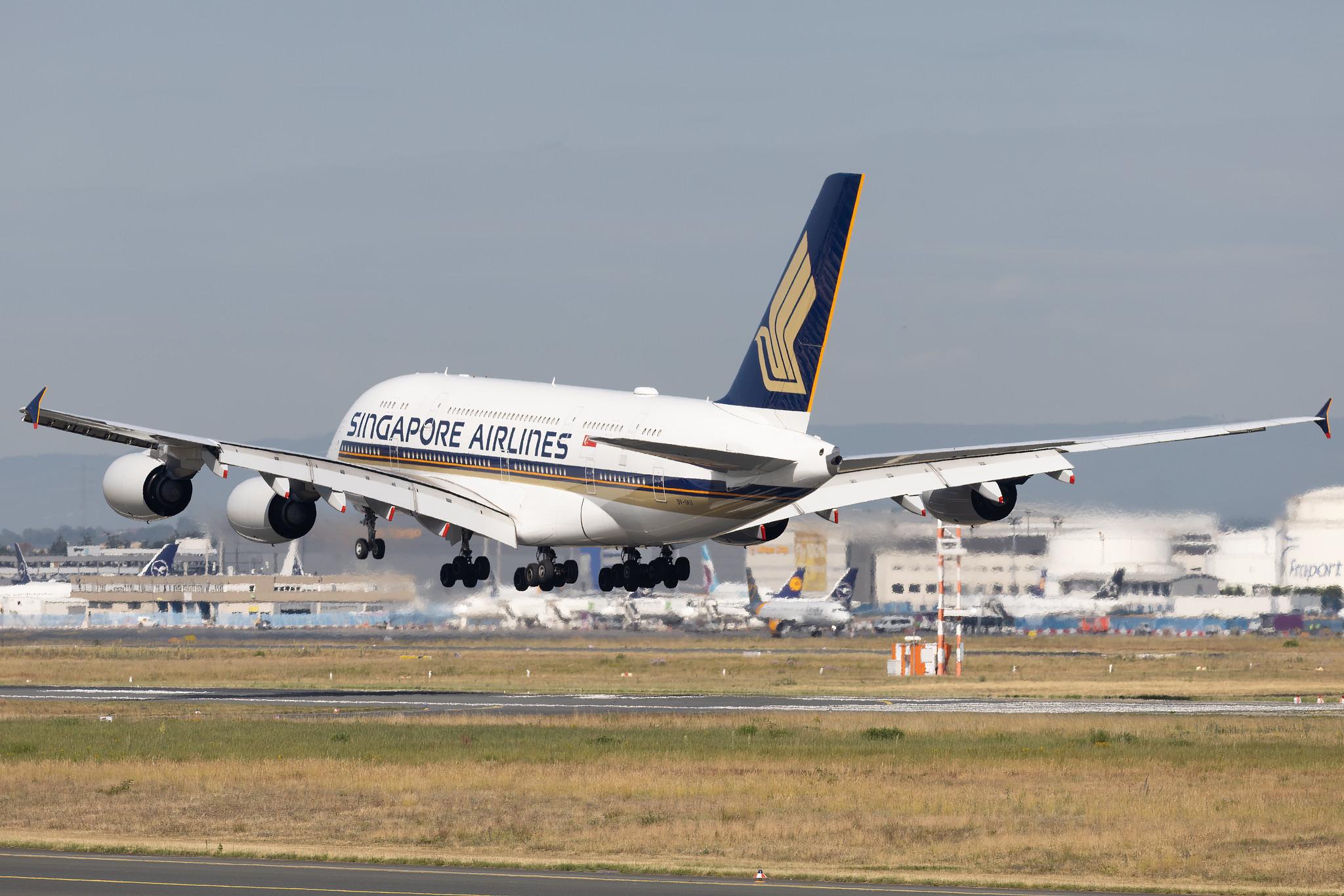 Frankfurt Airport: Singapore Airlines (SQ / SIA) |  Airbus A380-841 A388 | 9V-SKU | MSN 243