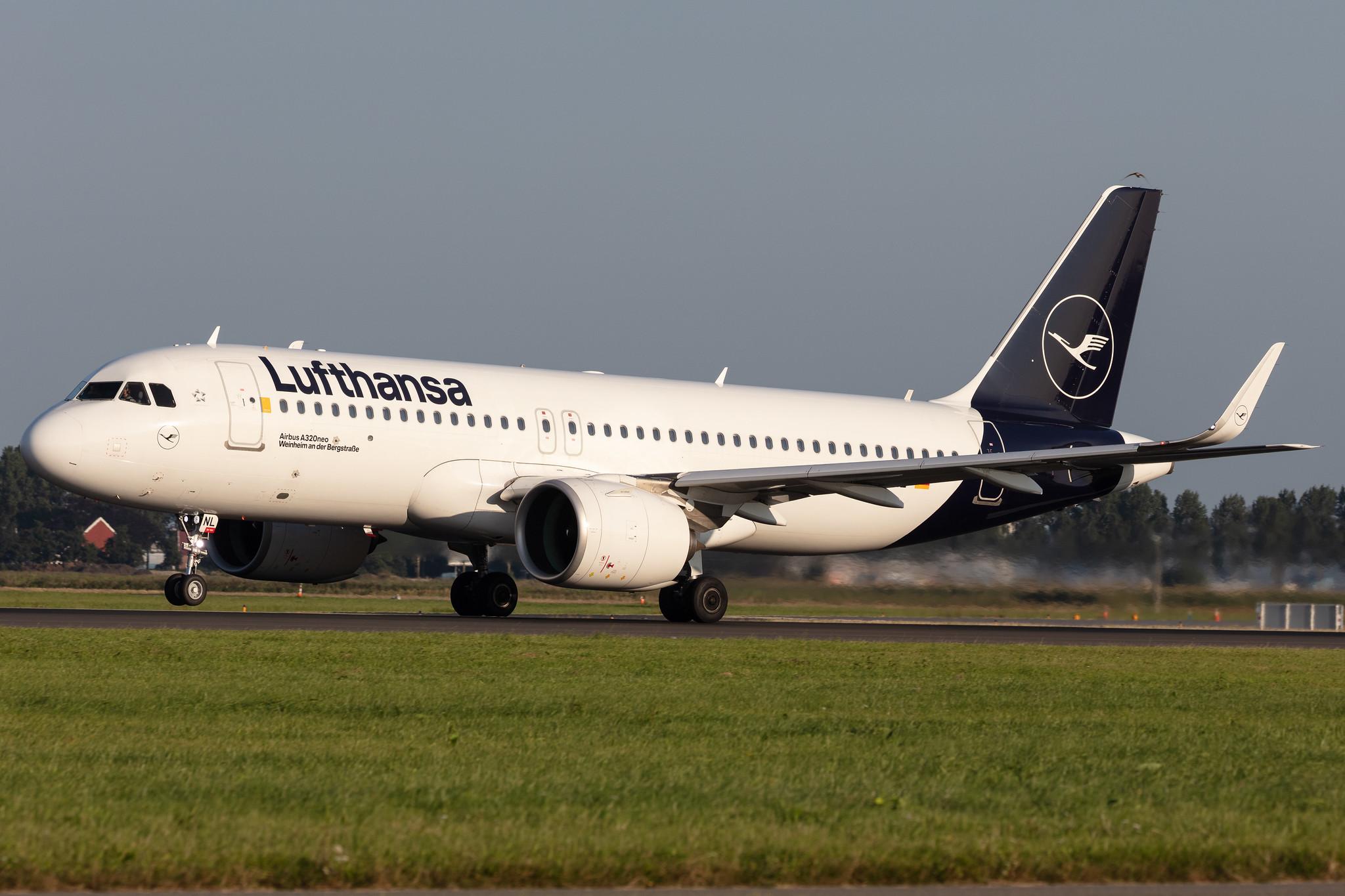 Amsterdam Schiphol: Lufthansa (LH / DLH) |  Airbus A320-271N A20N | D-AINL | MSN 8383