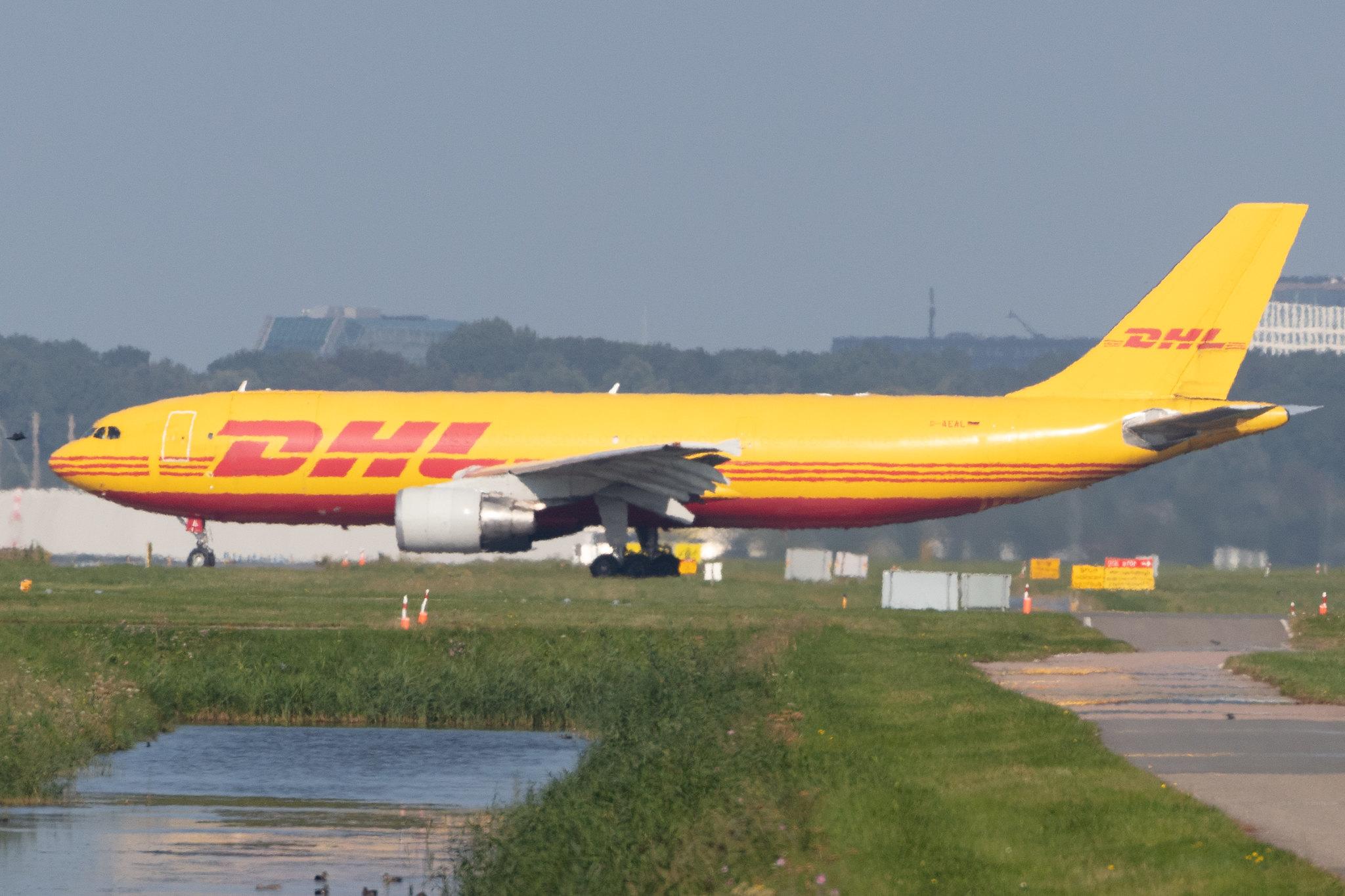 Amsterdam Schiphol: DHL (D0 / DHK) | Operator: European Air Transport |  Airbus A300B4-622R(F) A306 | D-AEAL | MSN 679