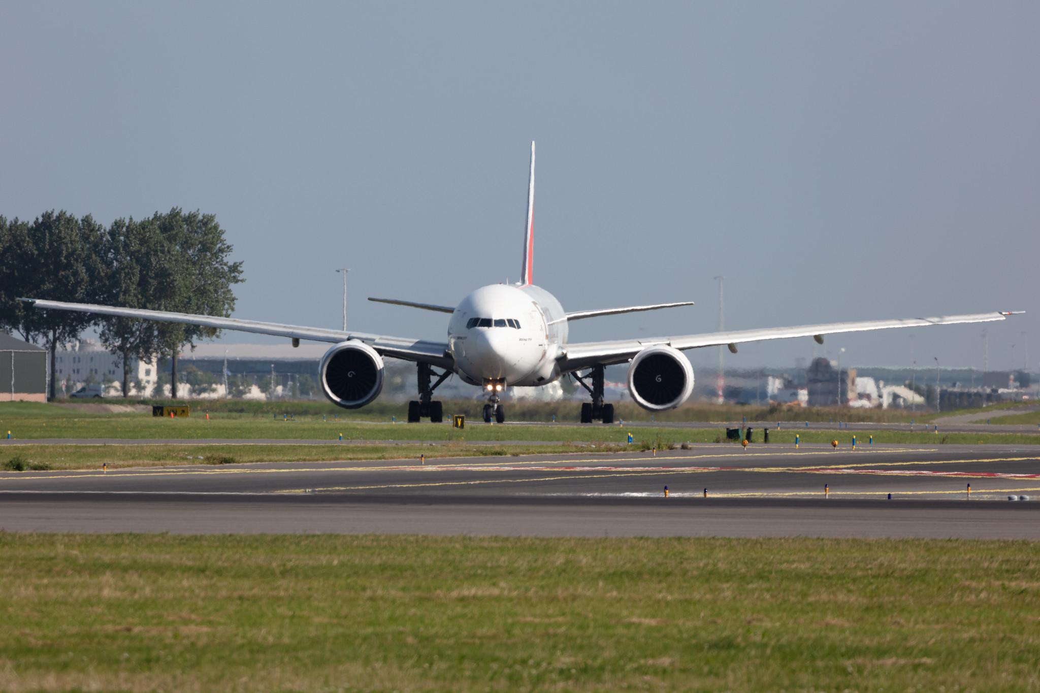 Amsterdam Schiphol: Emirates SkyCargo (EK / UAE) | Operator: Emirates |  Boeing 777-F1H B77L | A6-EFL | MSN 42230