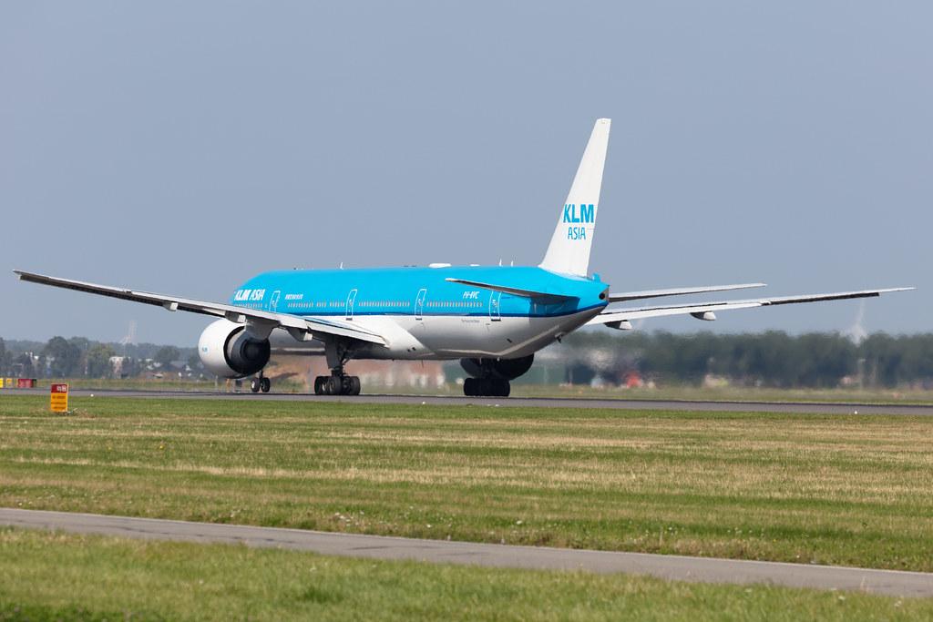 Amsterdam Schiphol: KLM (KL / KLM) |  Boeing 777-306(ER) B77W | PH-BVC | MSN 37582