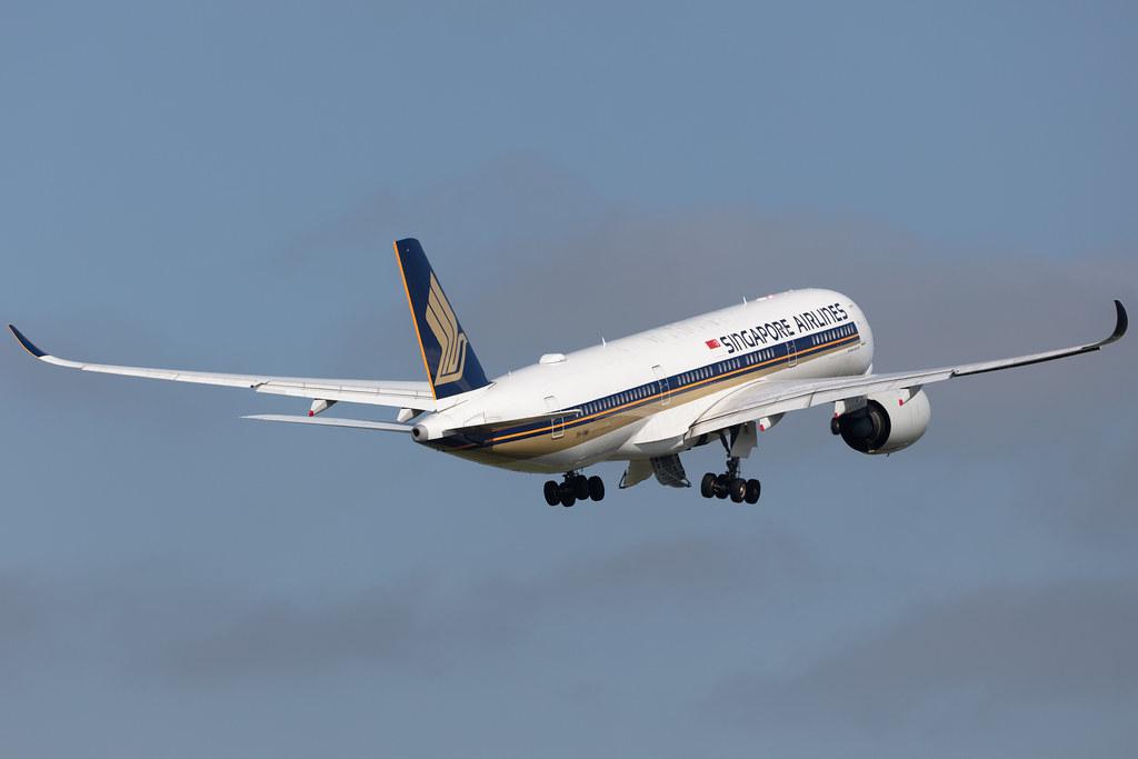 Amsterdam Schiphol: Singapore Airlines (SQ / SIA) |  Airbus A350-941 A359 | 9V-SMH | MSN 068
