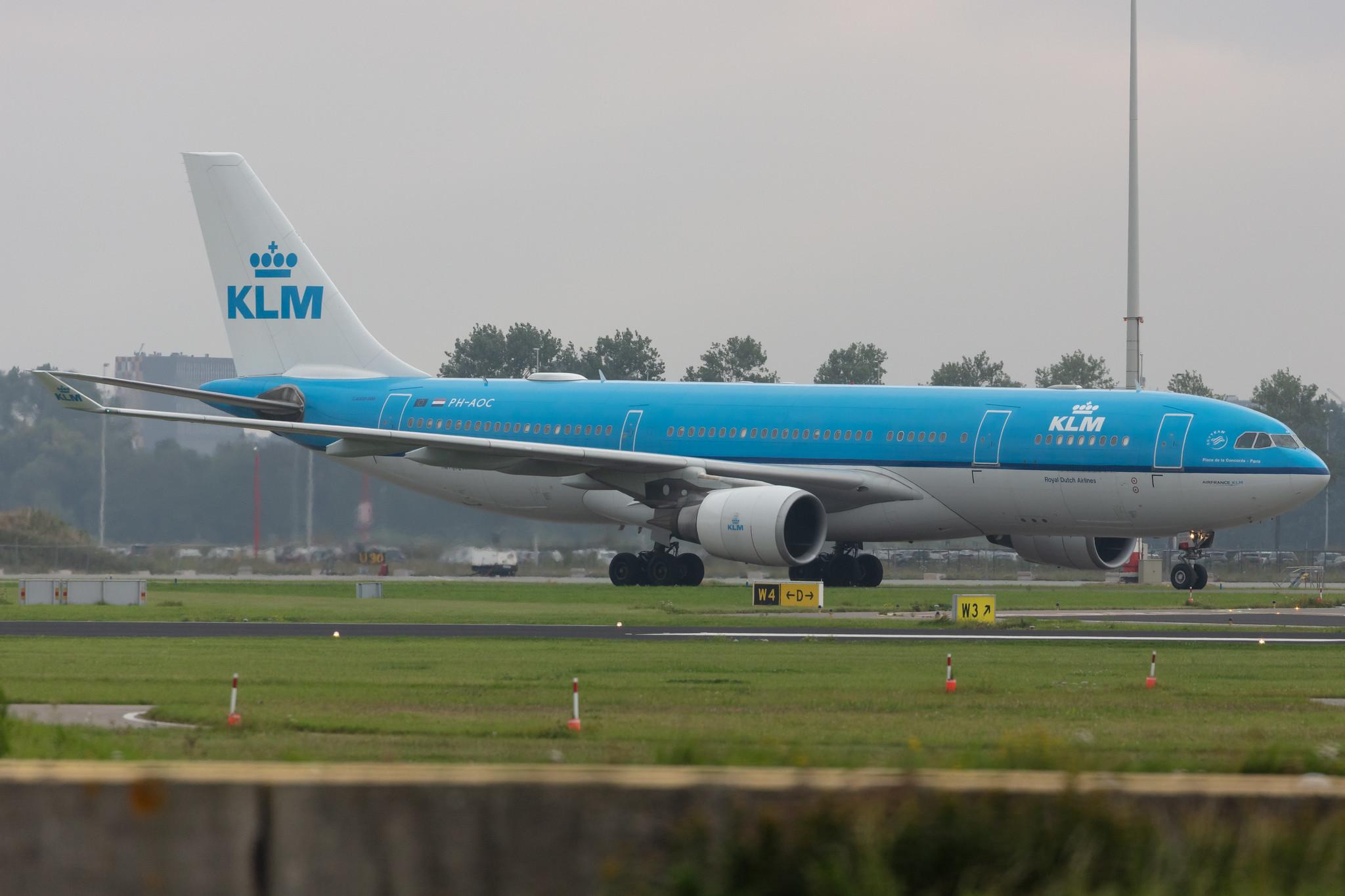 Amsterdam Schiphol: KLM (KL / KLM) |  Airbus A330-203 A332 | PH-AOC | MSN 0703