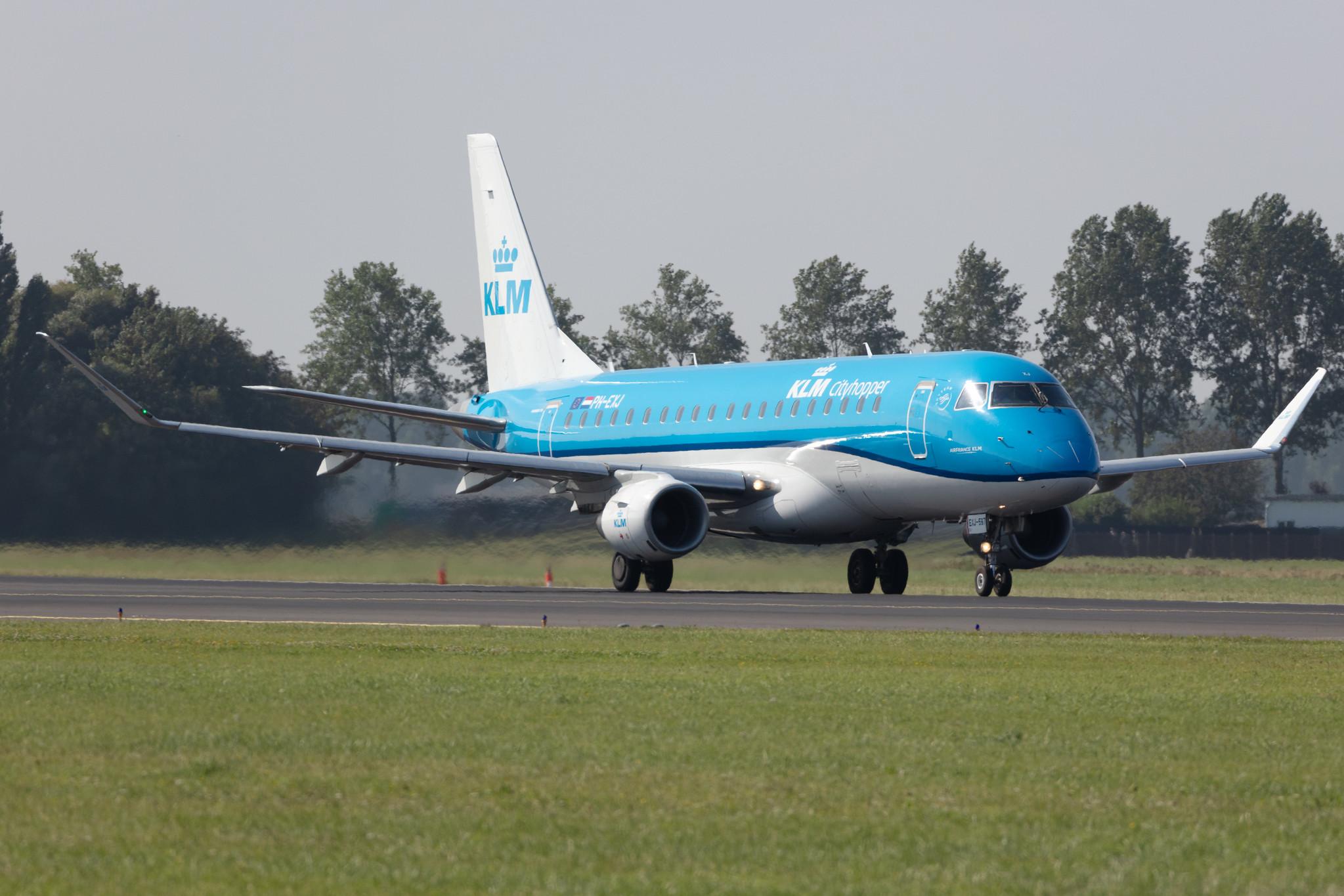 Amsterdam Schiphol: KLM (KL / KLM) | Operator: KLM Cityhopper |  Embraer E175STD E75L | PH-EXJ | MSN 17000597