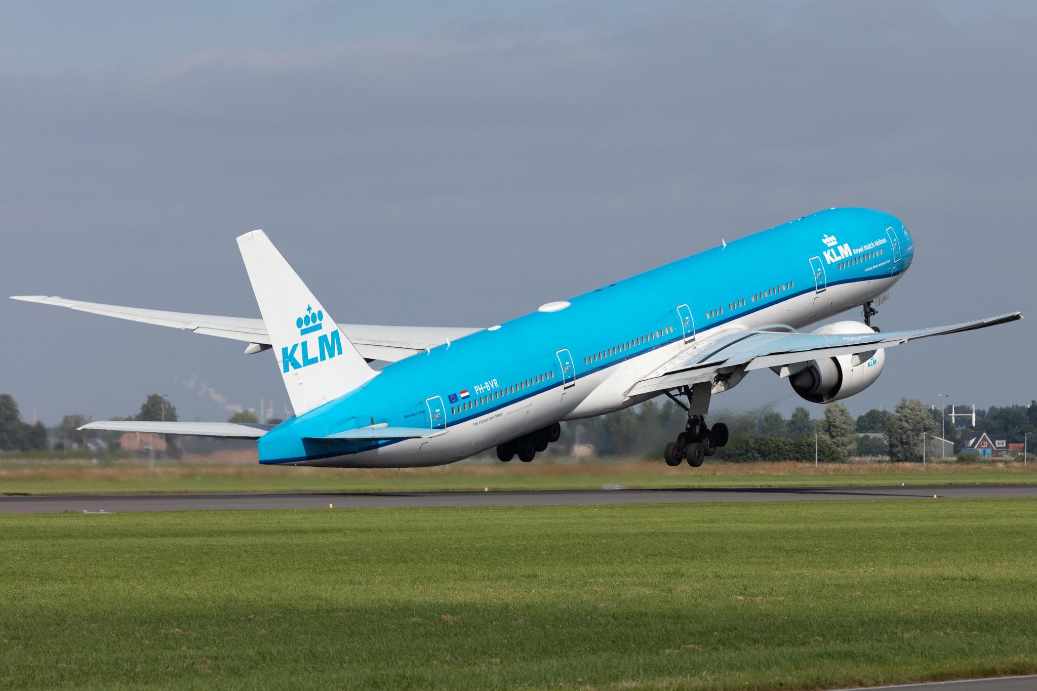 Amsterdam Schiphol: KLM (KL / KLM) |  Boeing 777-306(ER) B77W | PH-BVR | MSN 61603