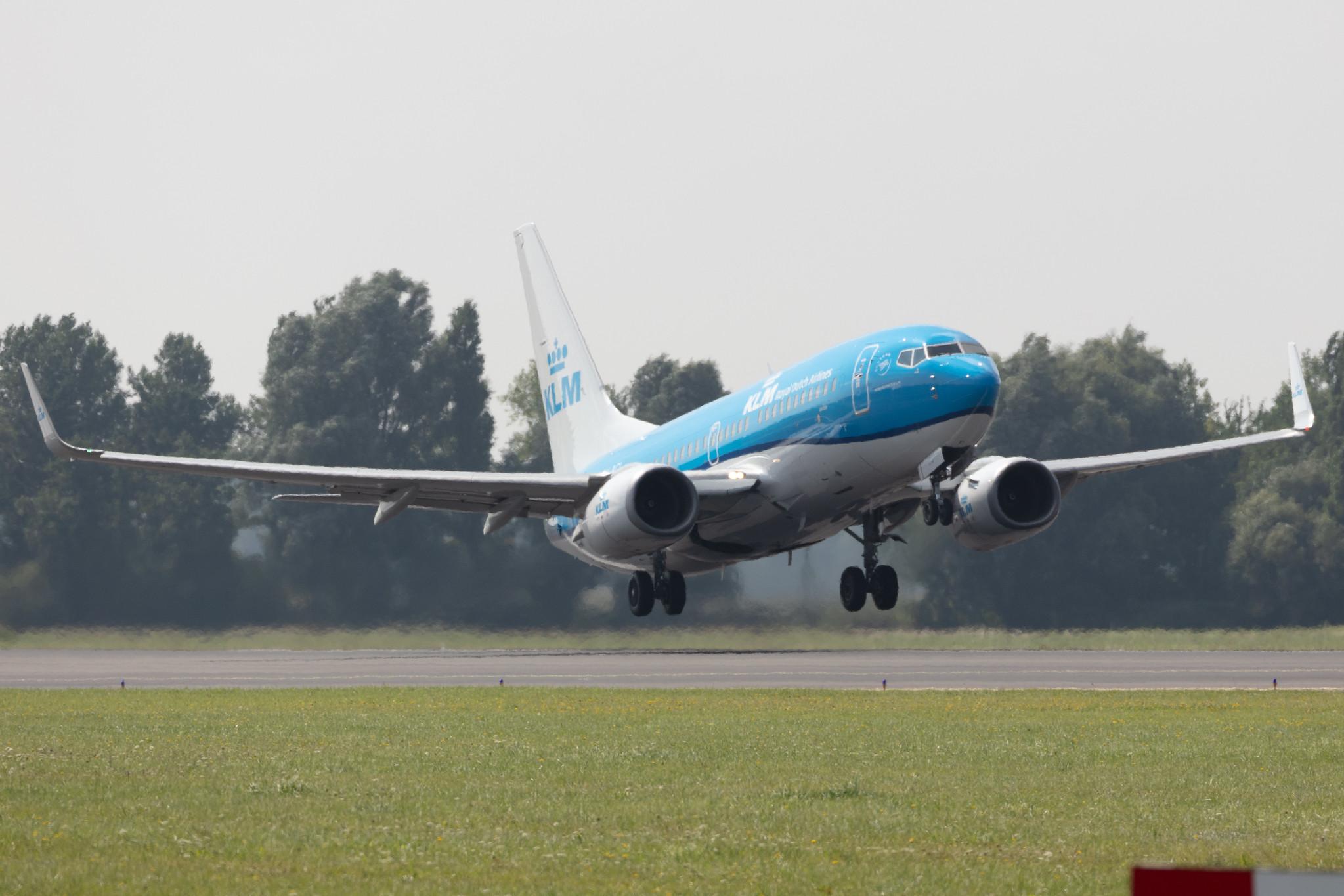 Amsterdam Schiphol: KLM (KL / KLM) |  Boeing 737-7K2 B737 | PH-BGL | MSN 30369