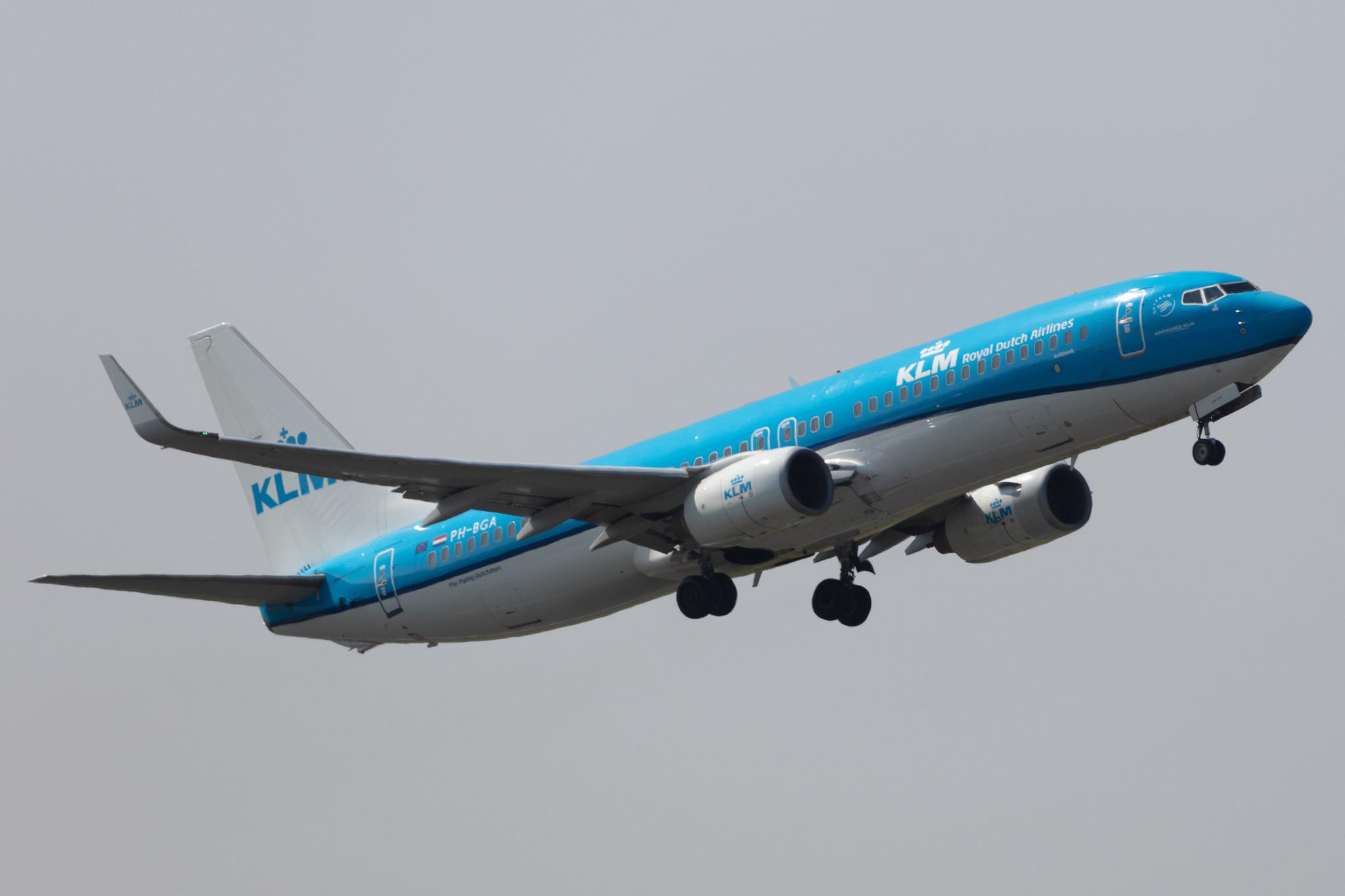 Amsterdam Schiphol: KLM (KL / KLM) |  Boeing 737-8K2 B738 | PH-BGA | MSN 37593