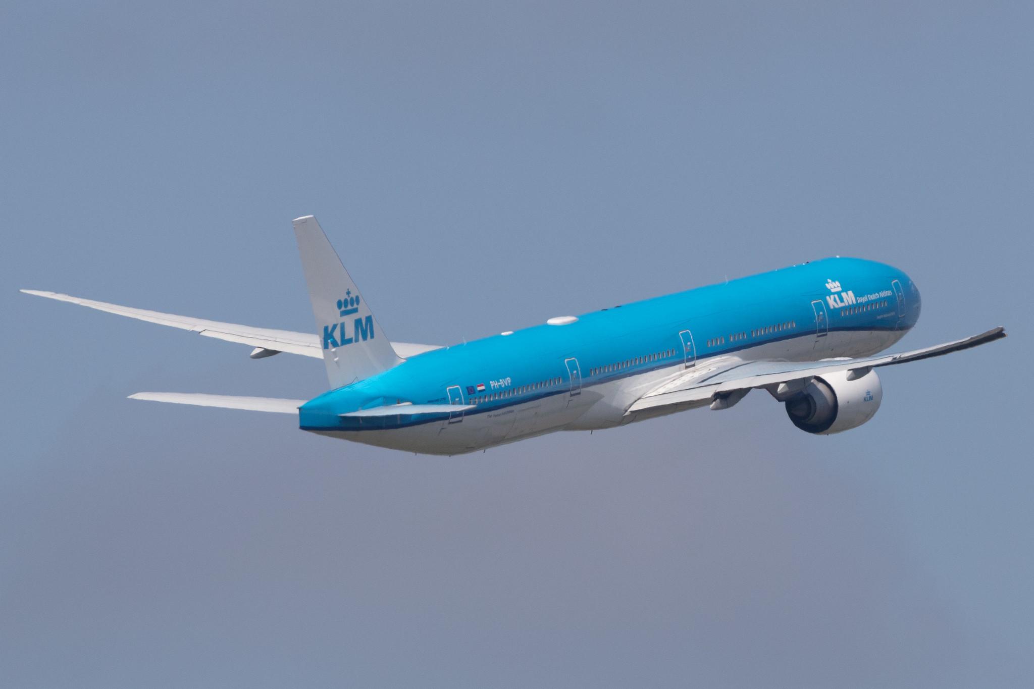 Amsterdam Schiphol: KLM (KL / KLM) |  Boeing 777-306(ER) B77W | PH-BVP | MSN 44555