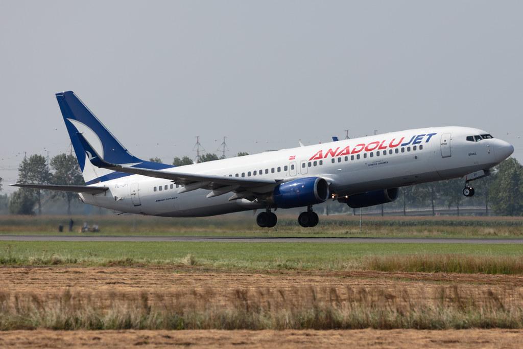 Amsterdam Schiphol: AnadoluJet (TK / THY) | Operator: Turkish Airlines | Boeing 737-8F2 B738 | TC-JFI | MSN 29771