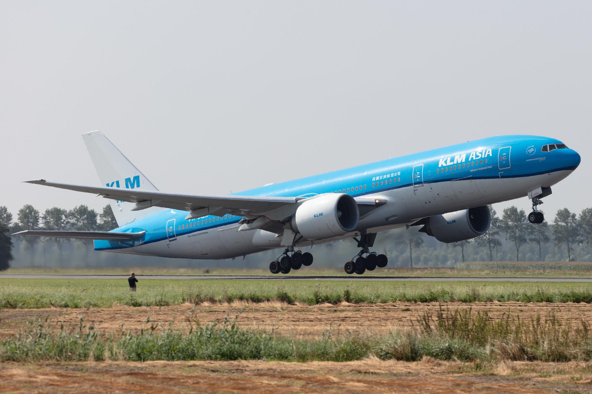 Amsterdam Schiphol: KLM (KL / KLM) |  Boeing 777-206(ER) B772 | PH-BQN | MSN 32720