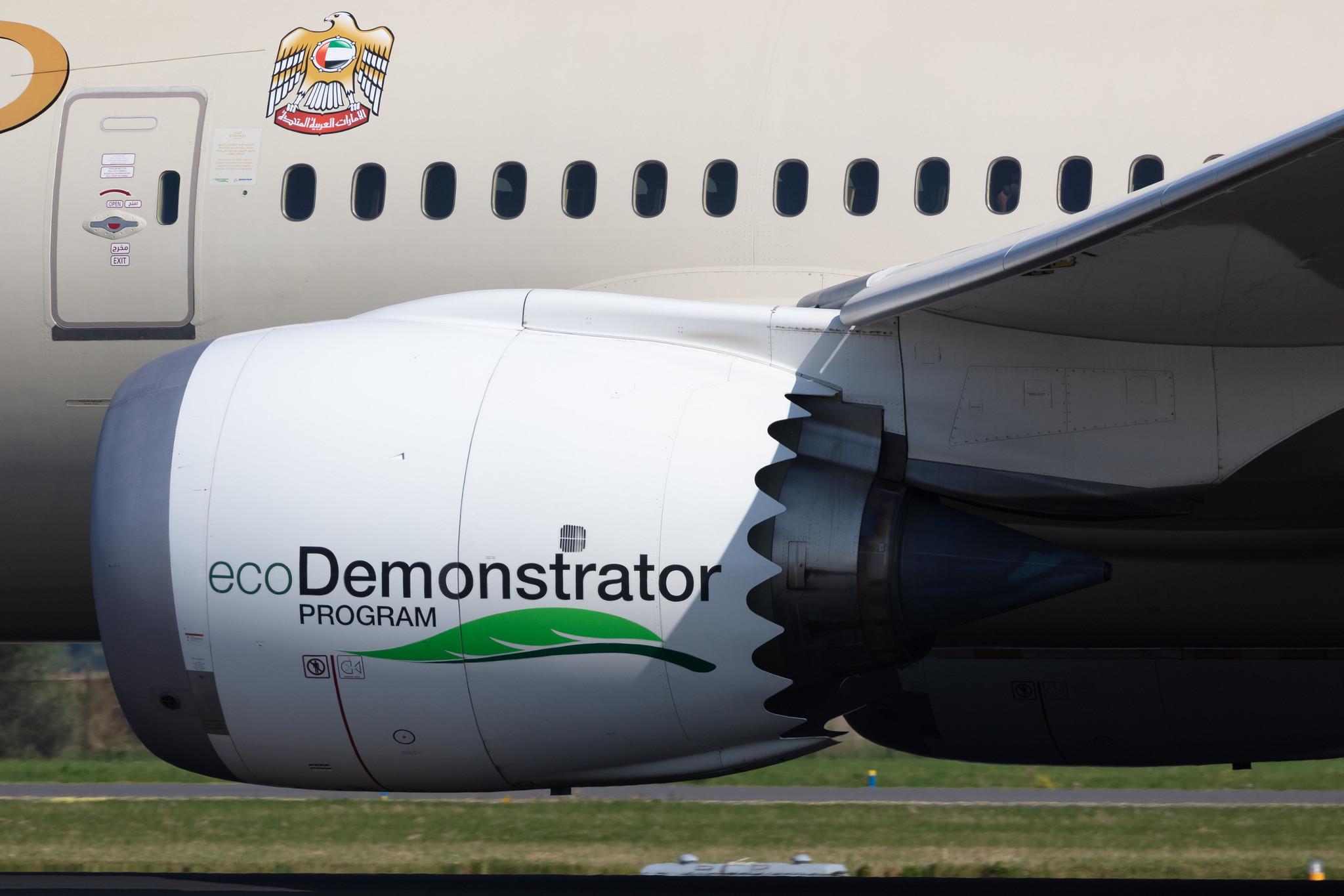 Amsterdam Schiphol: Etihad Airways (EY / ETD) |  Boeing 787-10 Dreamliner B78X | A6-BMI | MSN 60768