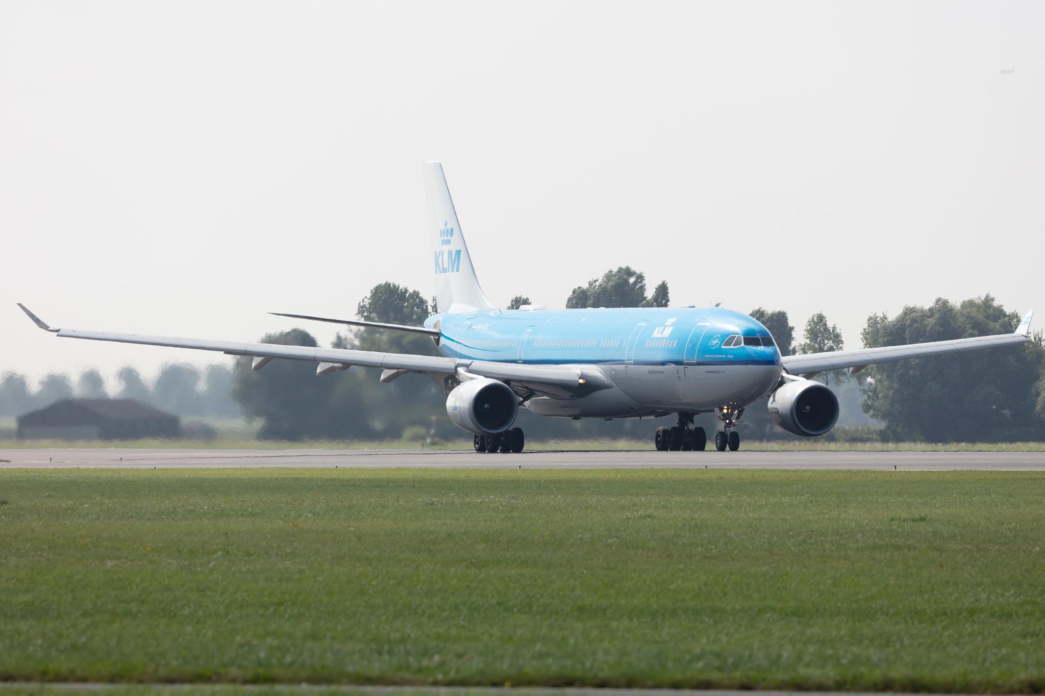 Amsterdam Schiphol: KLM (KL / KLM) |  Airbus A330-203 A332 | PH-AOC | MSN 0703