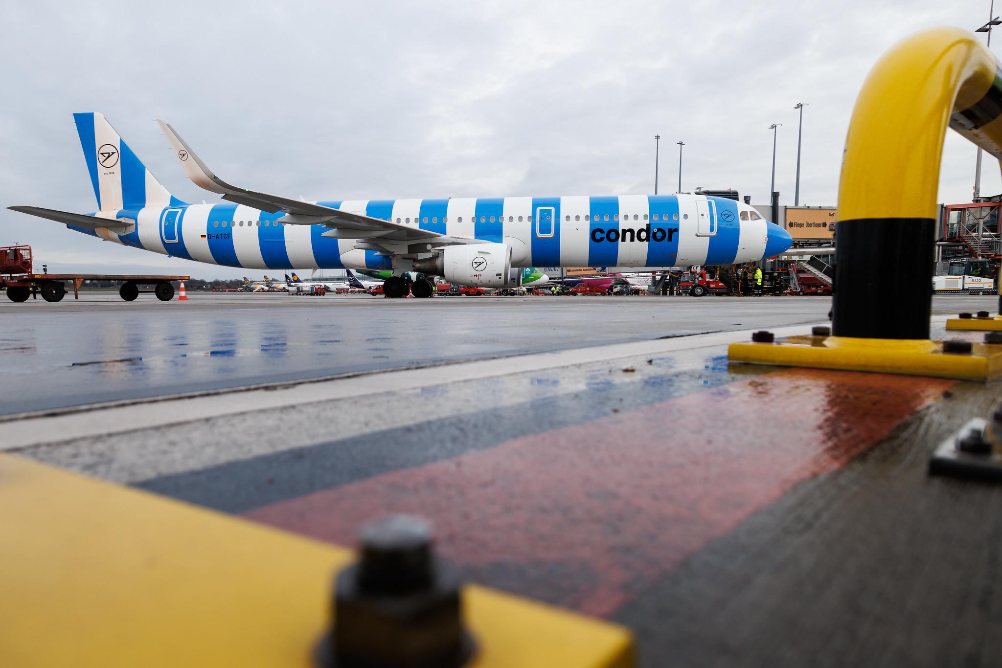 Hamburg Airport: Condor (DE / CFG) | Airbus A321-211 A321 | D-ATCF | MSN 5843